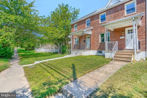 Townhouse For Sale - 2013 Dundalk Avenue<br/> BALTIMORE, MD 21222