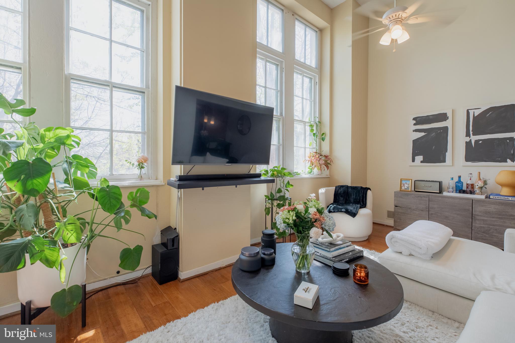 1023 CLINTON STREET 303