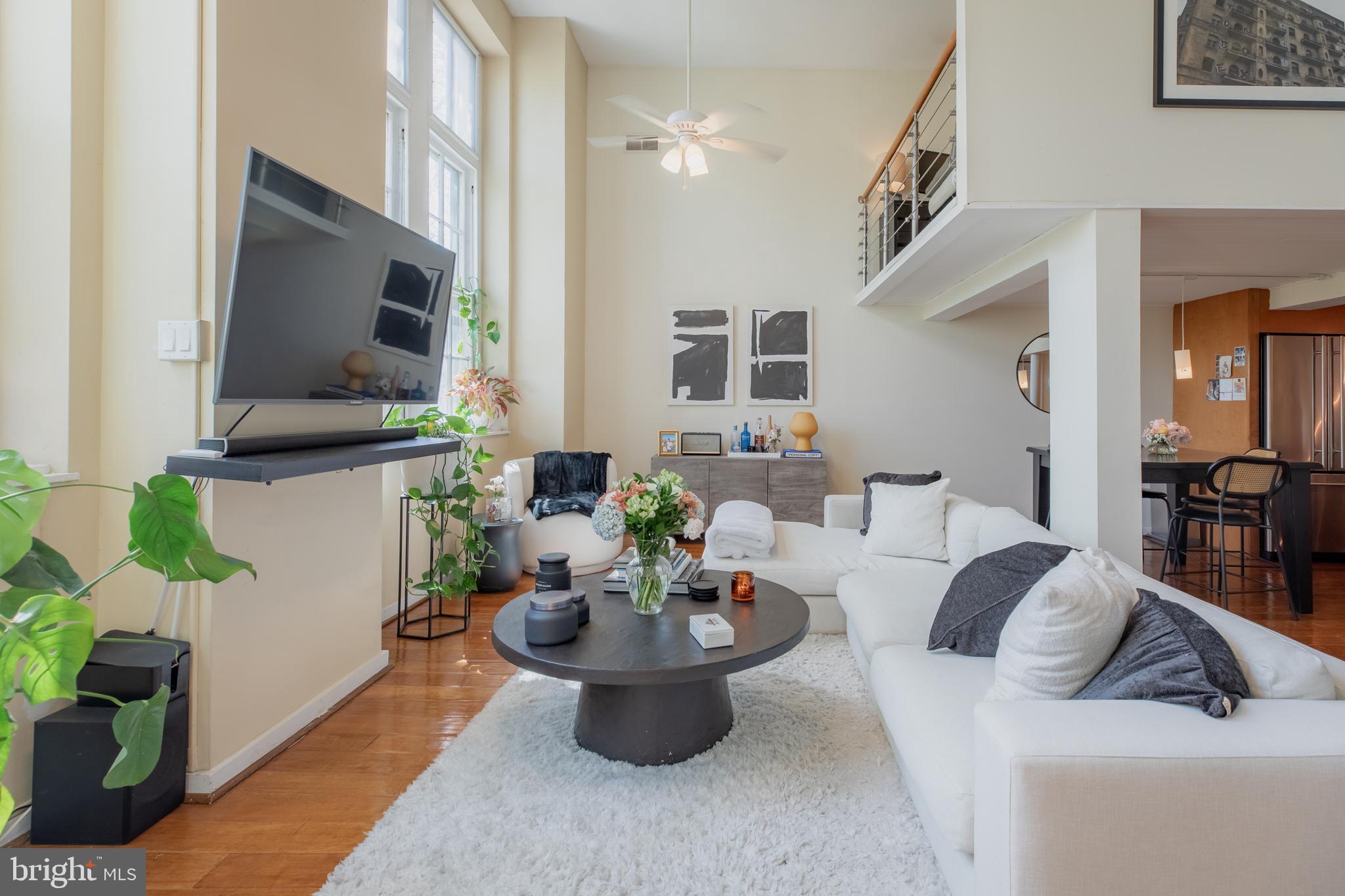 1023 CLINTON STREET 303