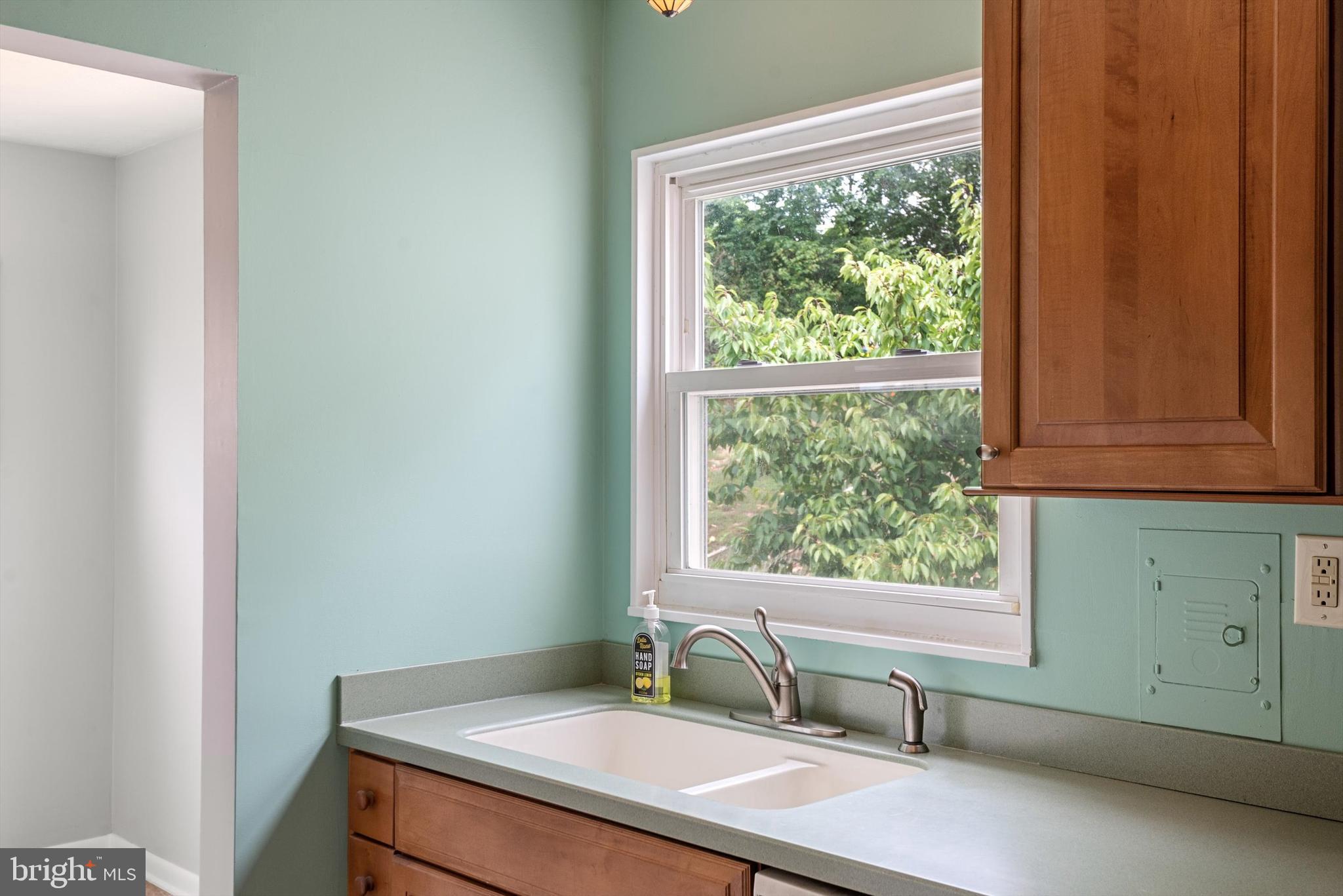 ROYAL VILLAGE - Residential