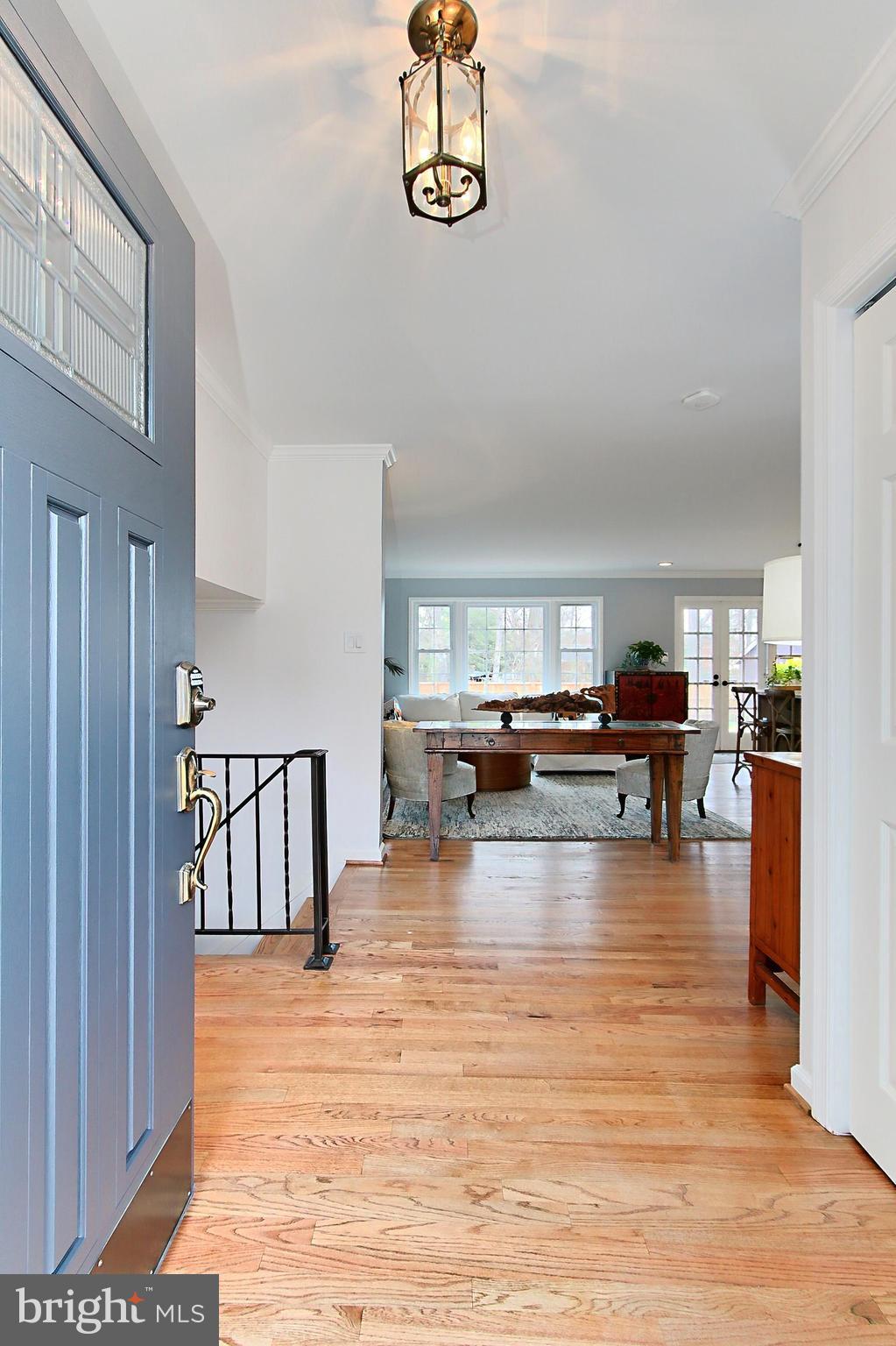 MOUNT VERNON MANOR - Residential