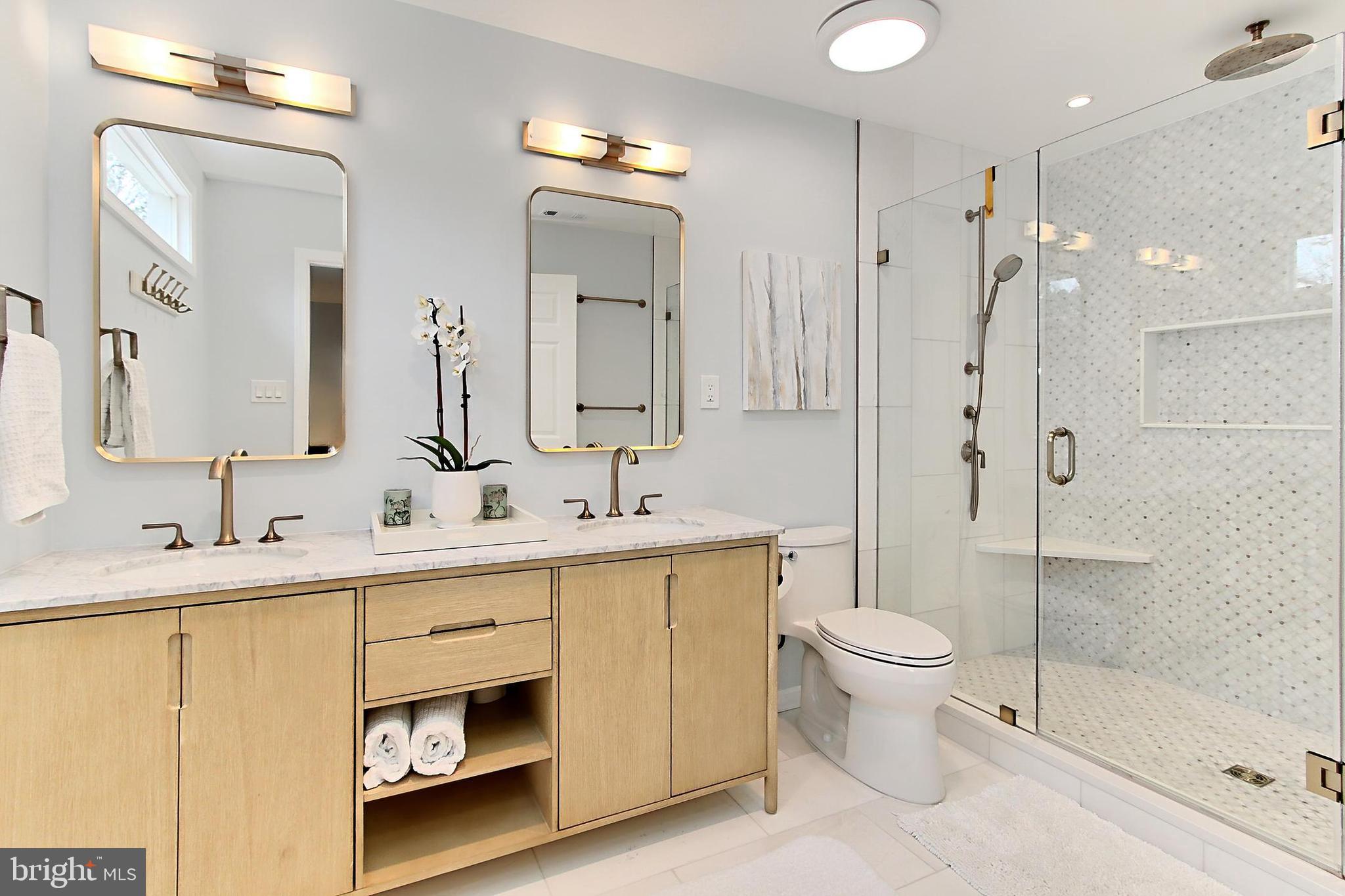 MOUNT VERNON MANOR - Residential