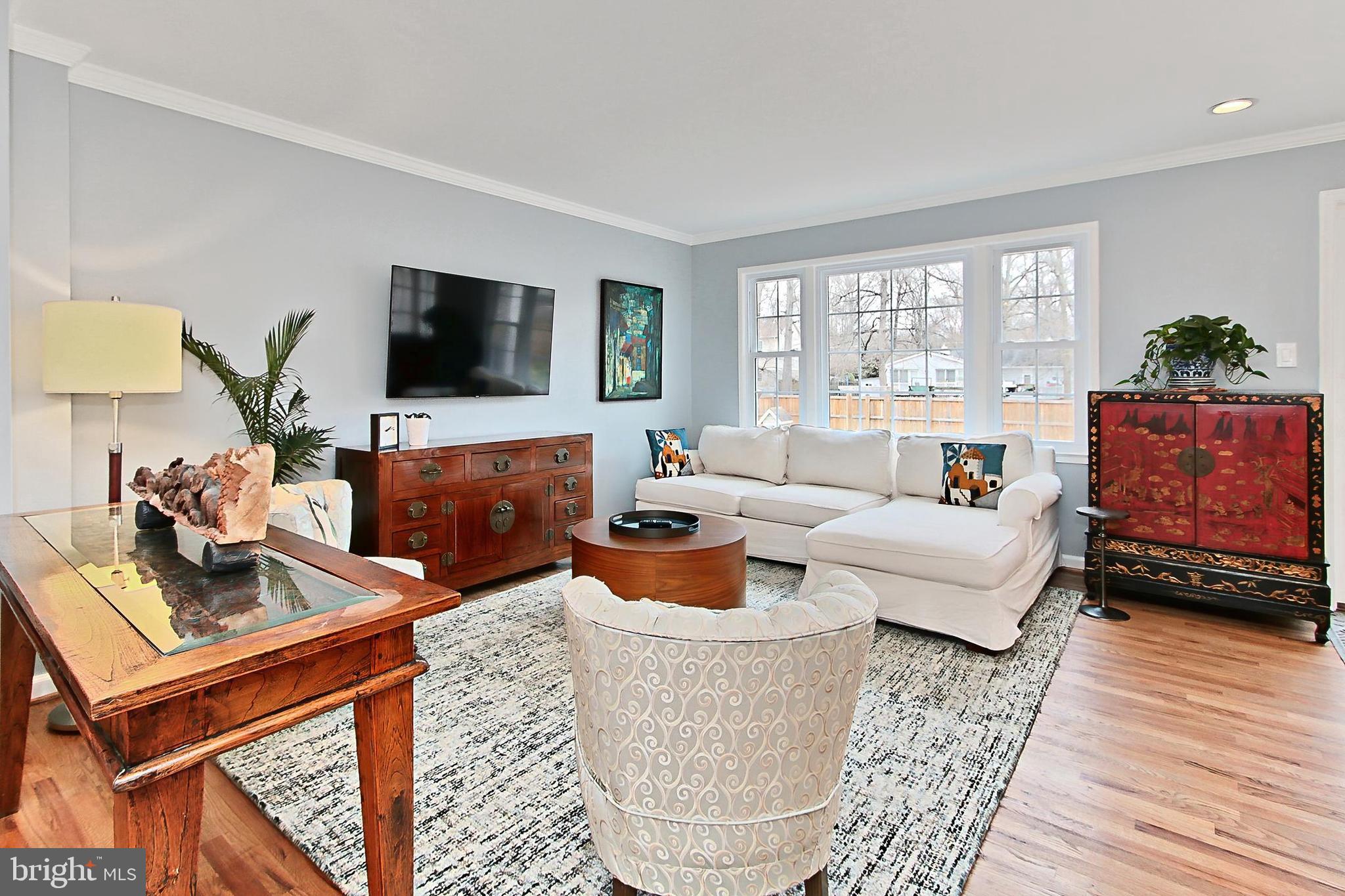 MOUNT VERNON MANOR - Residential