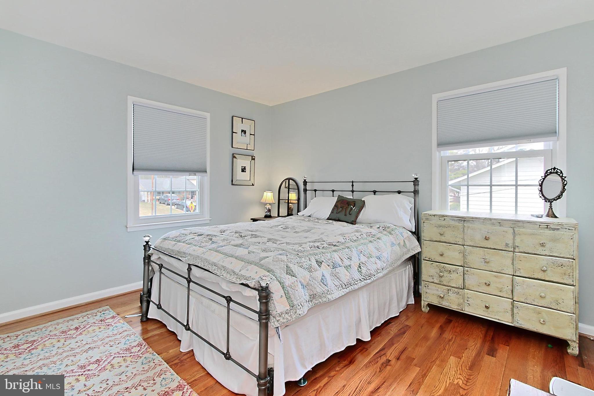 MOUNT VERNON MANOR - Residential