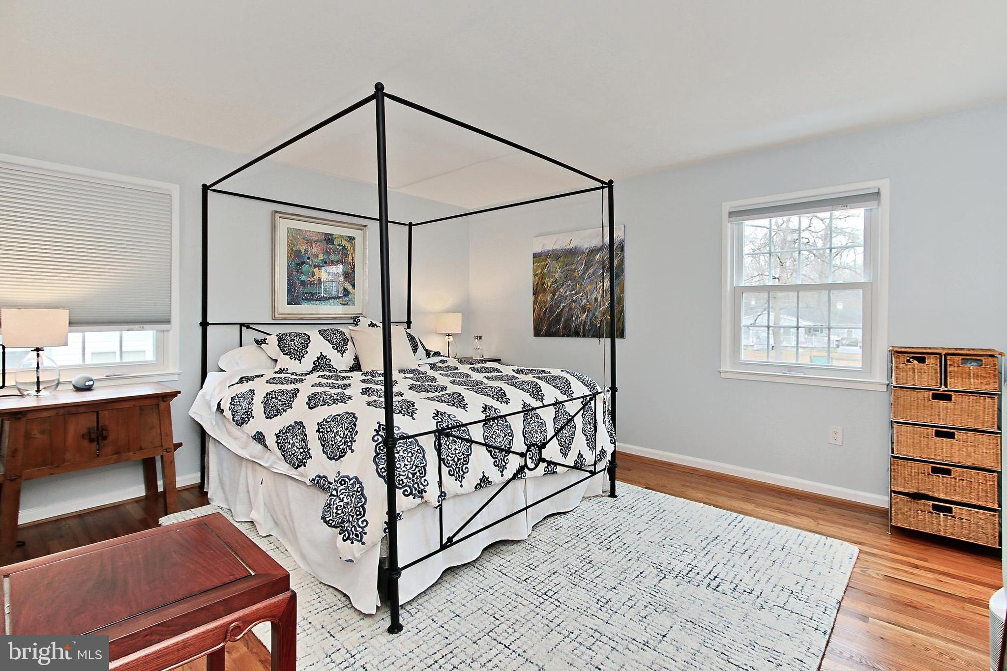 MOUNT VERNON MANOR - Residential