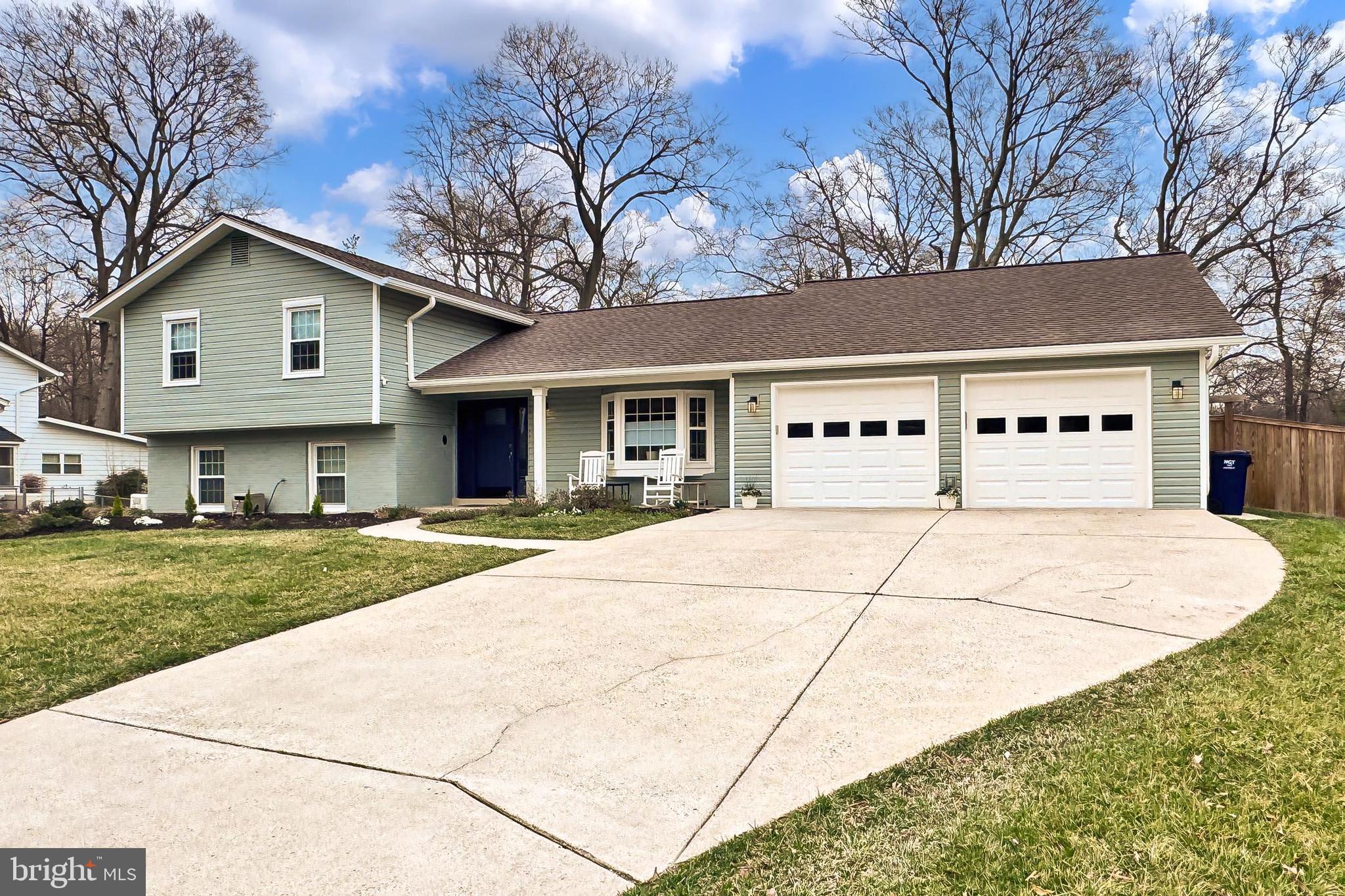 MOUNT VERNON MANOR - Residential