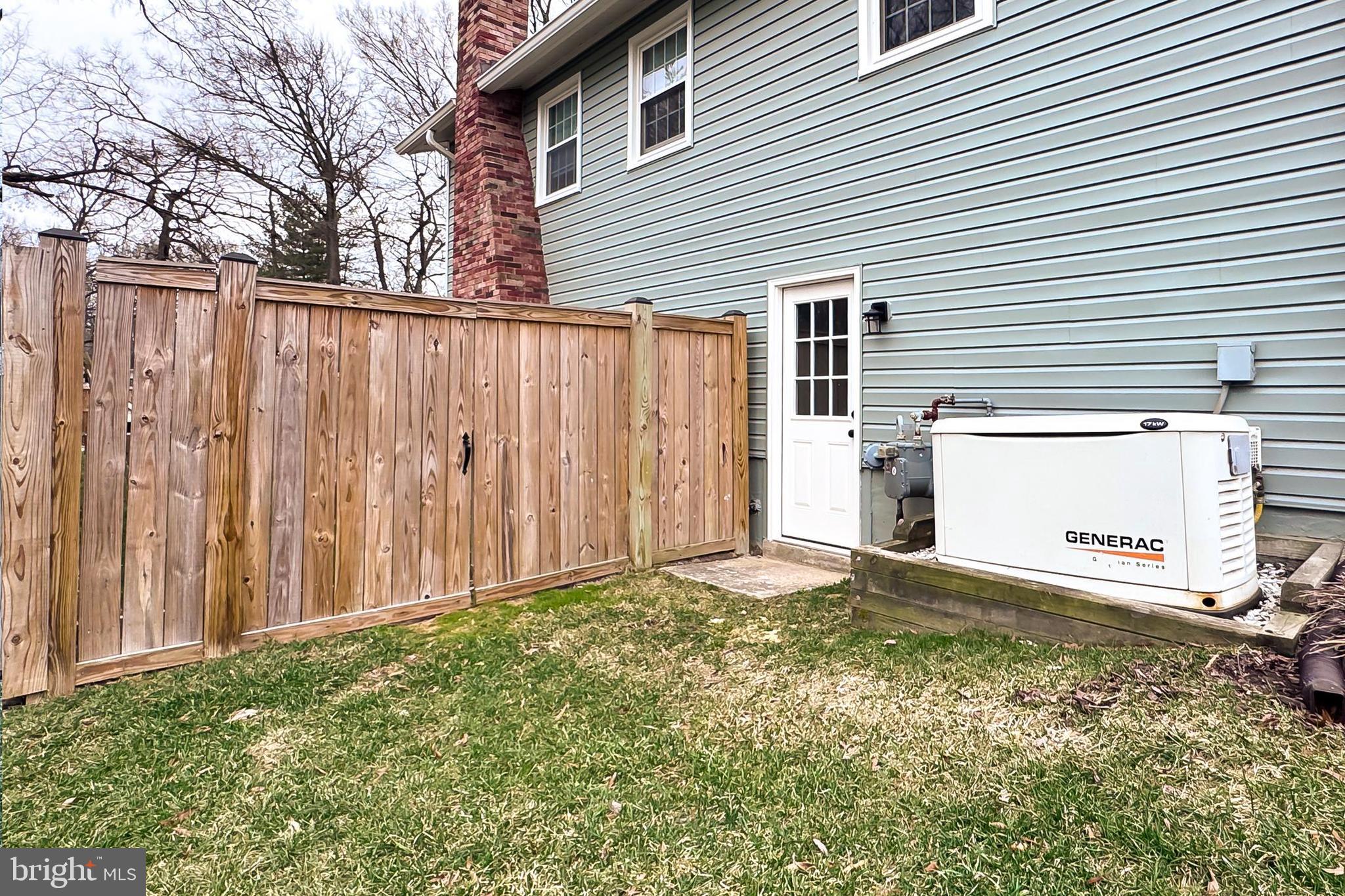 MOUNT VERNON MANOR - Residential