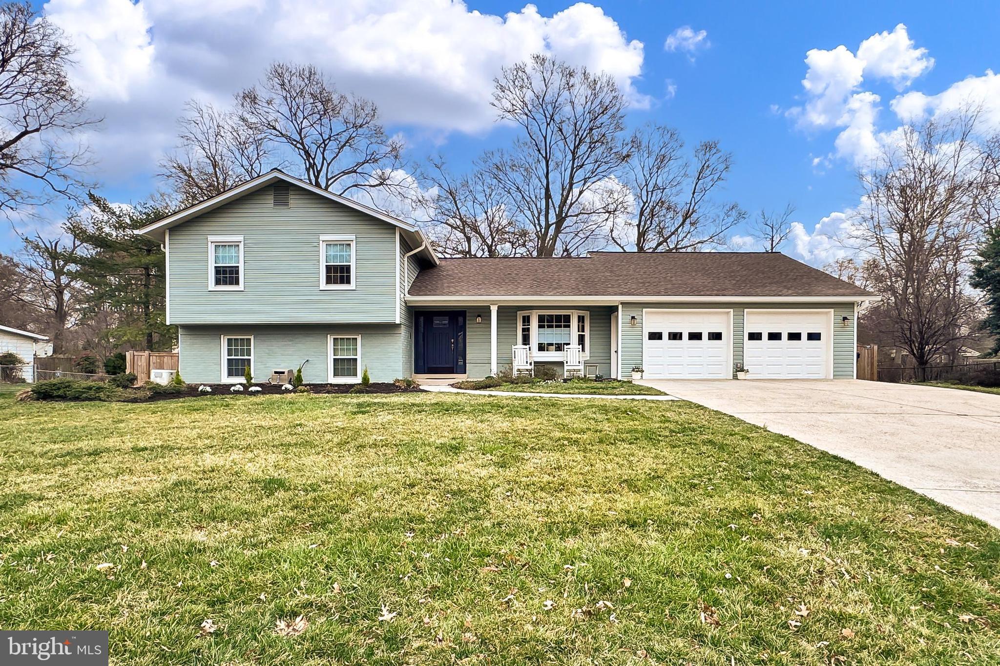 MOUNT VERNON MANOR - Residential