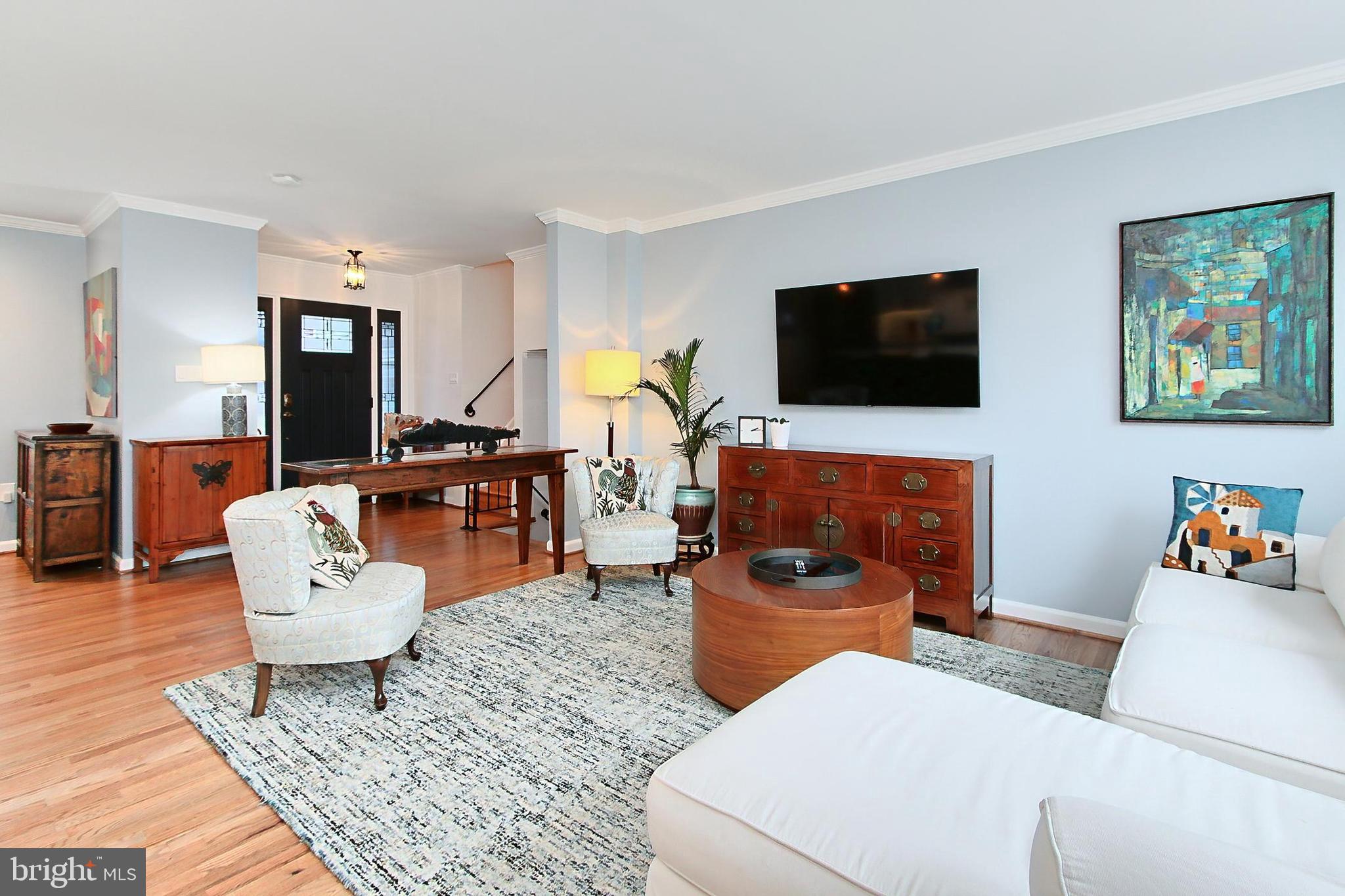 MOUNT VERNON MANOR - Residential