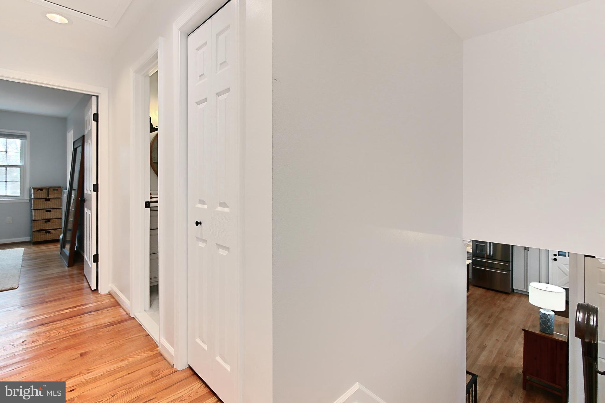 MOUNT VERNON MANOR - Residential