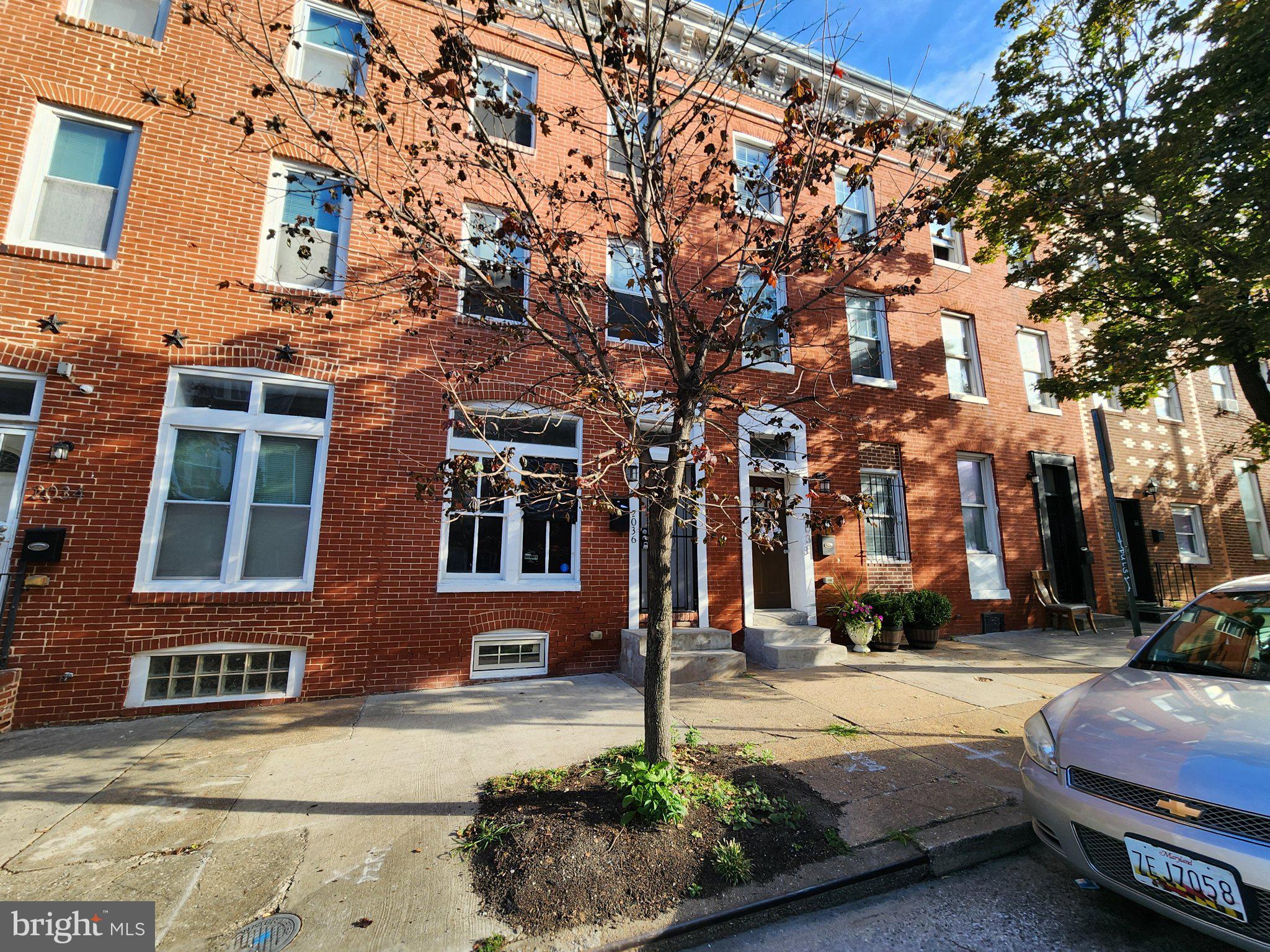 2036 E FAYETTE STREET