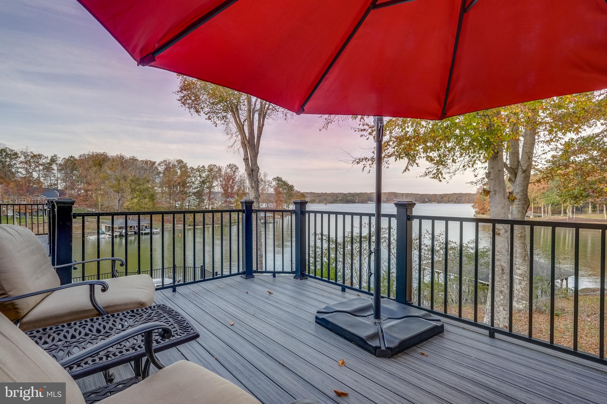 CATS PAW COVE - Residential