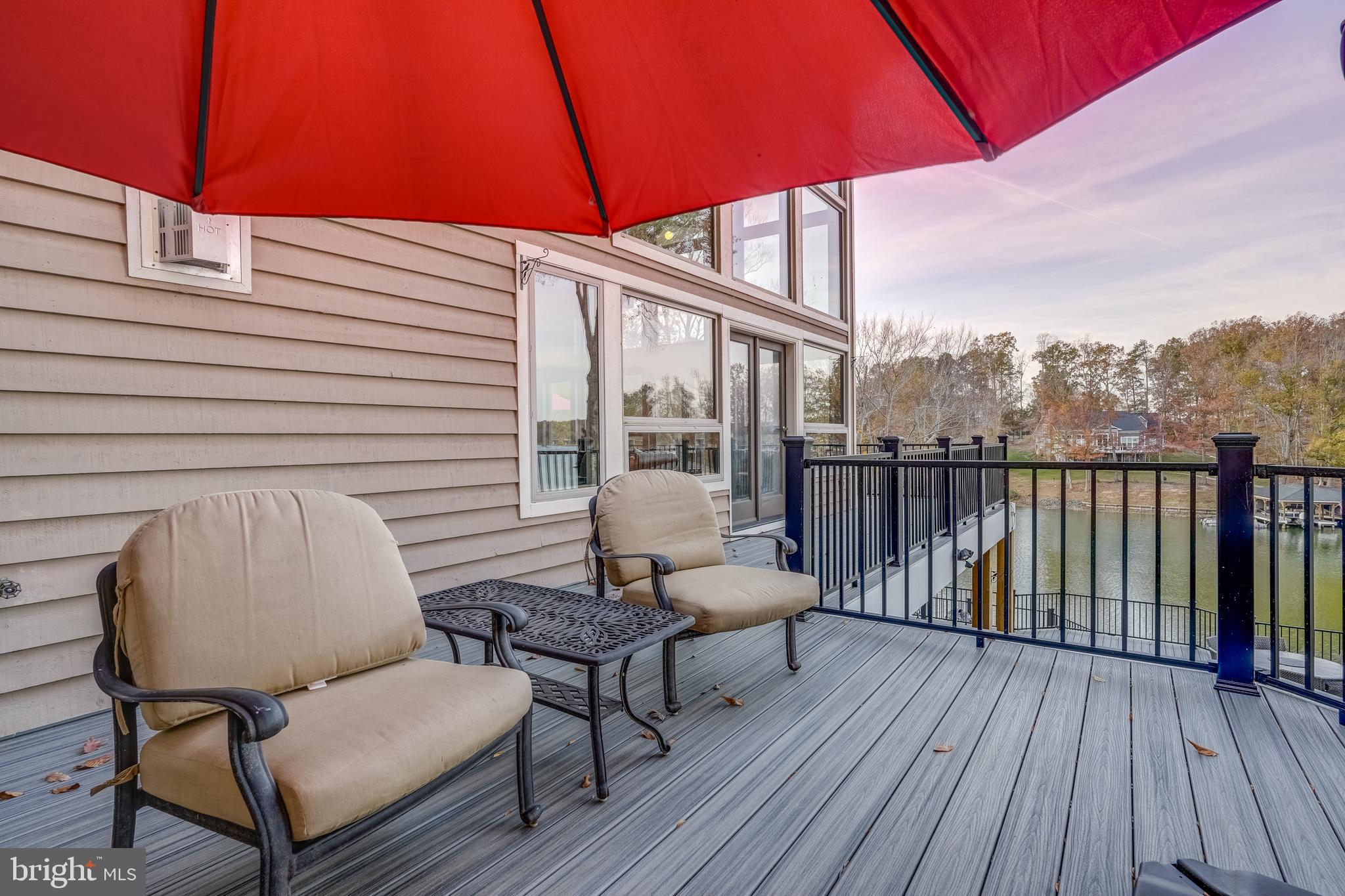 CATS PAW COVE - Residential