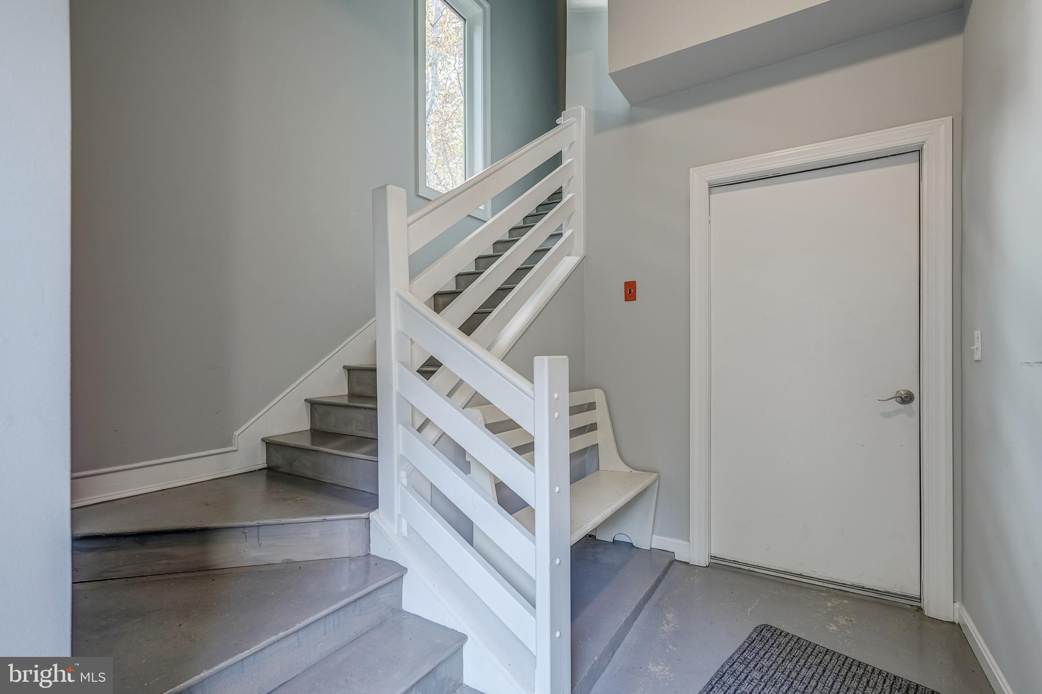 CATS PAW COVE - Residential