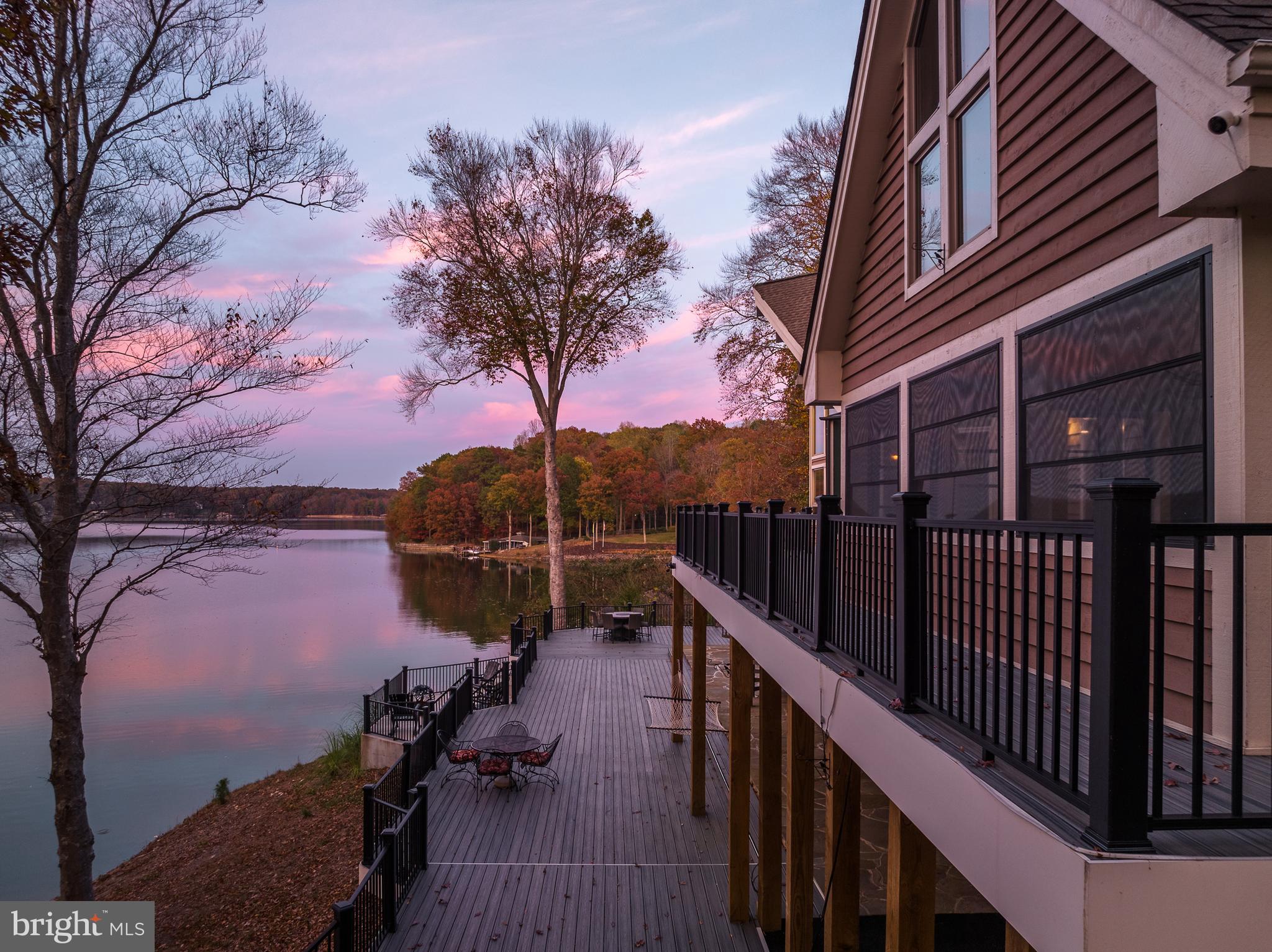 CATS PAW COVE - Residential