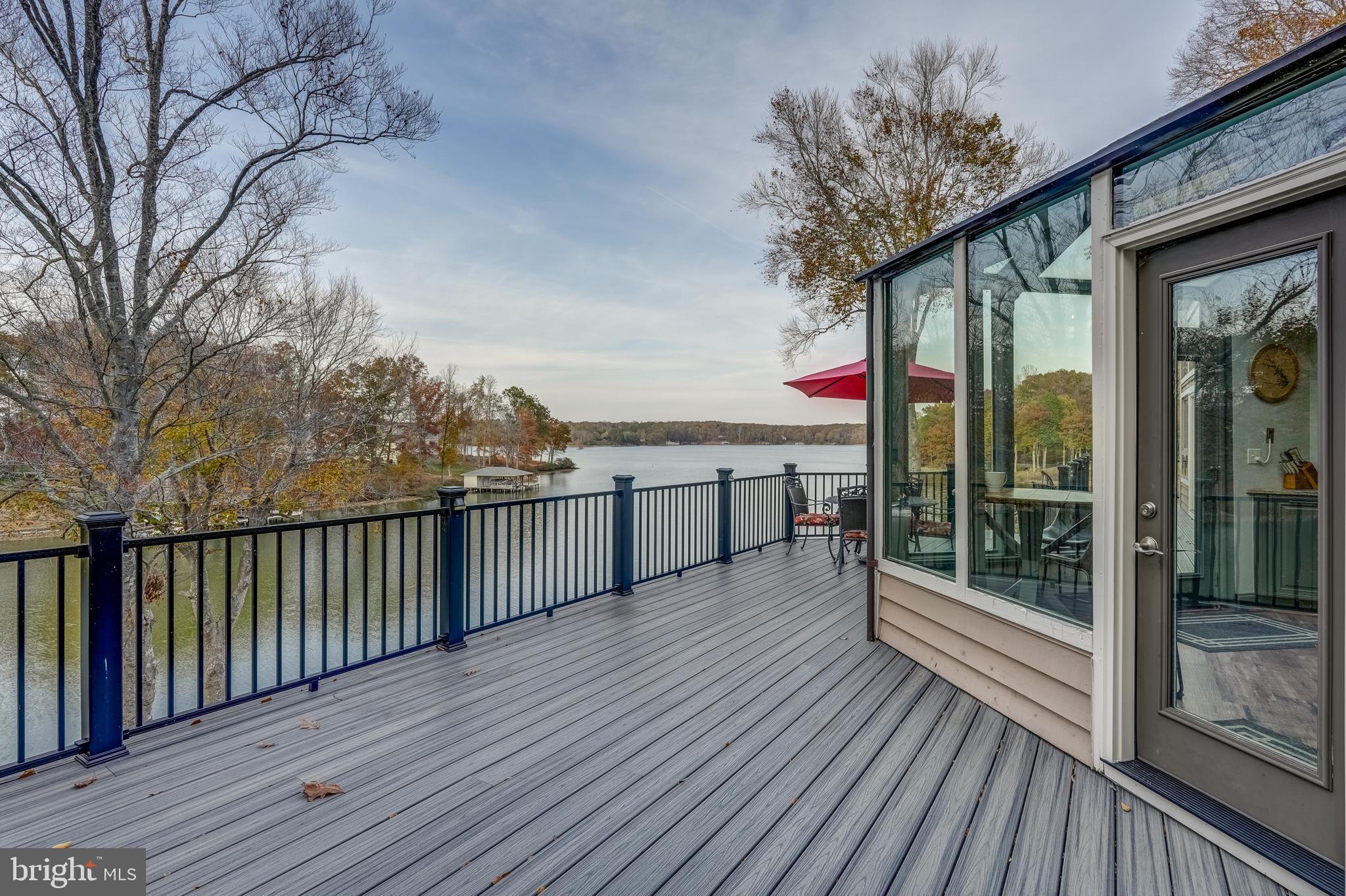 CATS PAW COVE - Residential