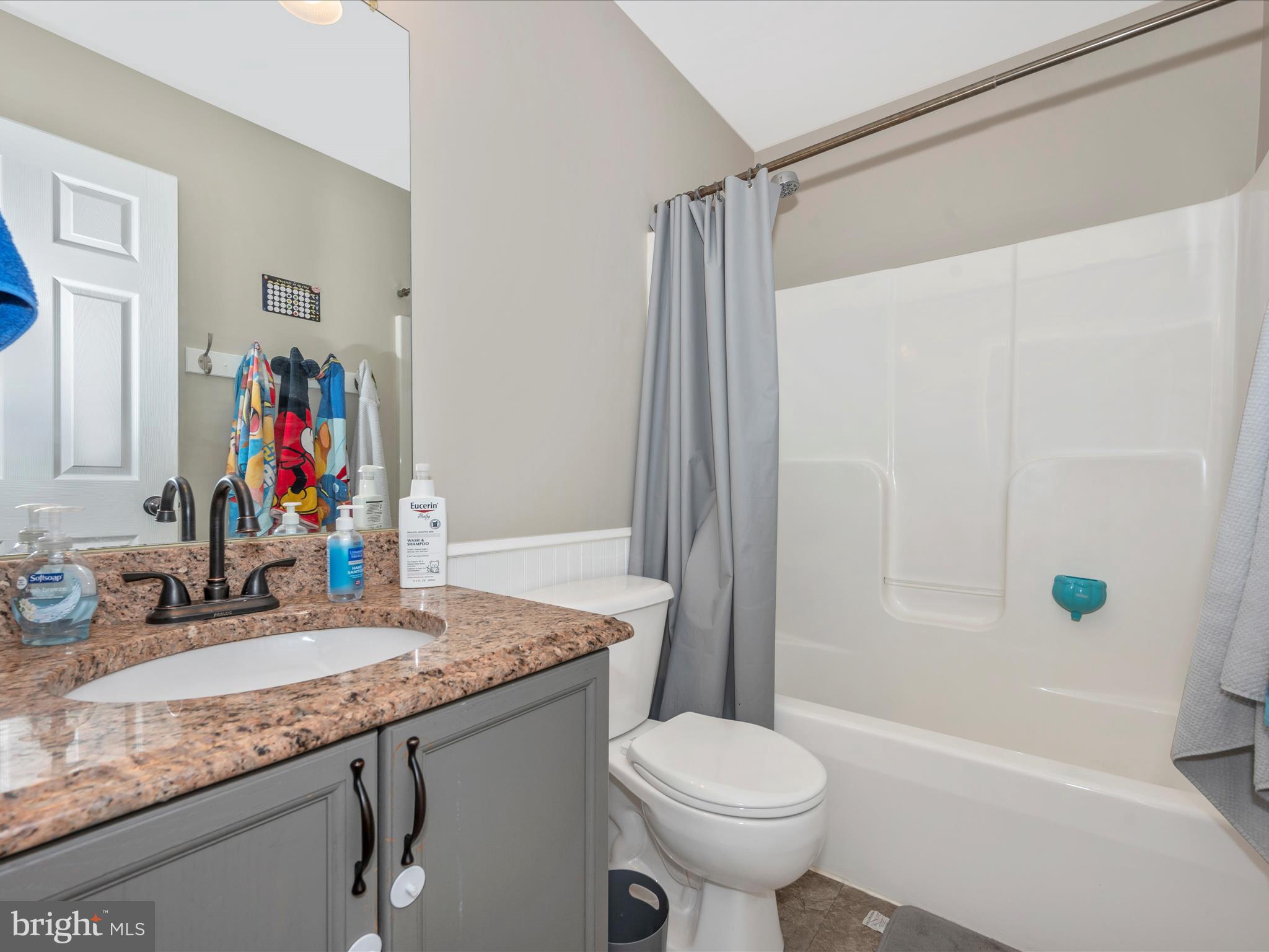 LAUREL RIDGE - Residential