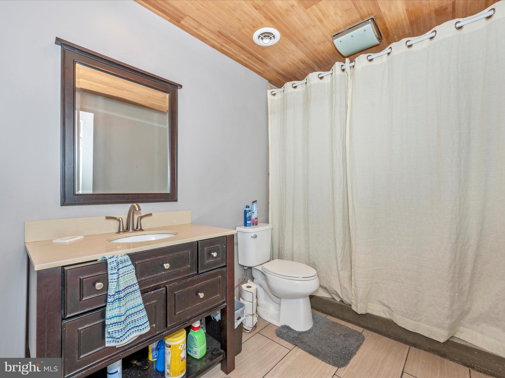 LAUREL RIDGE - Residential