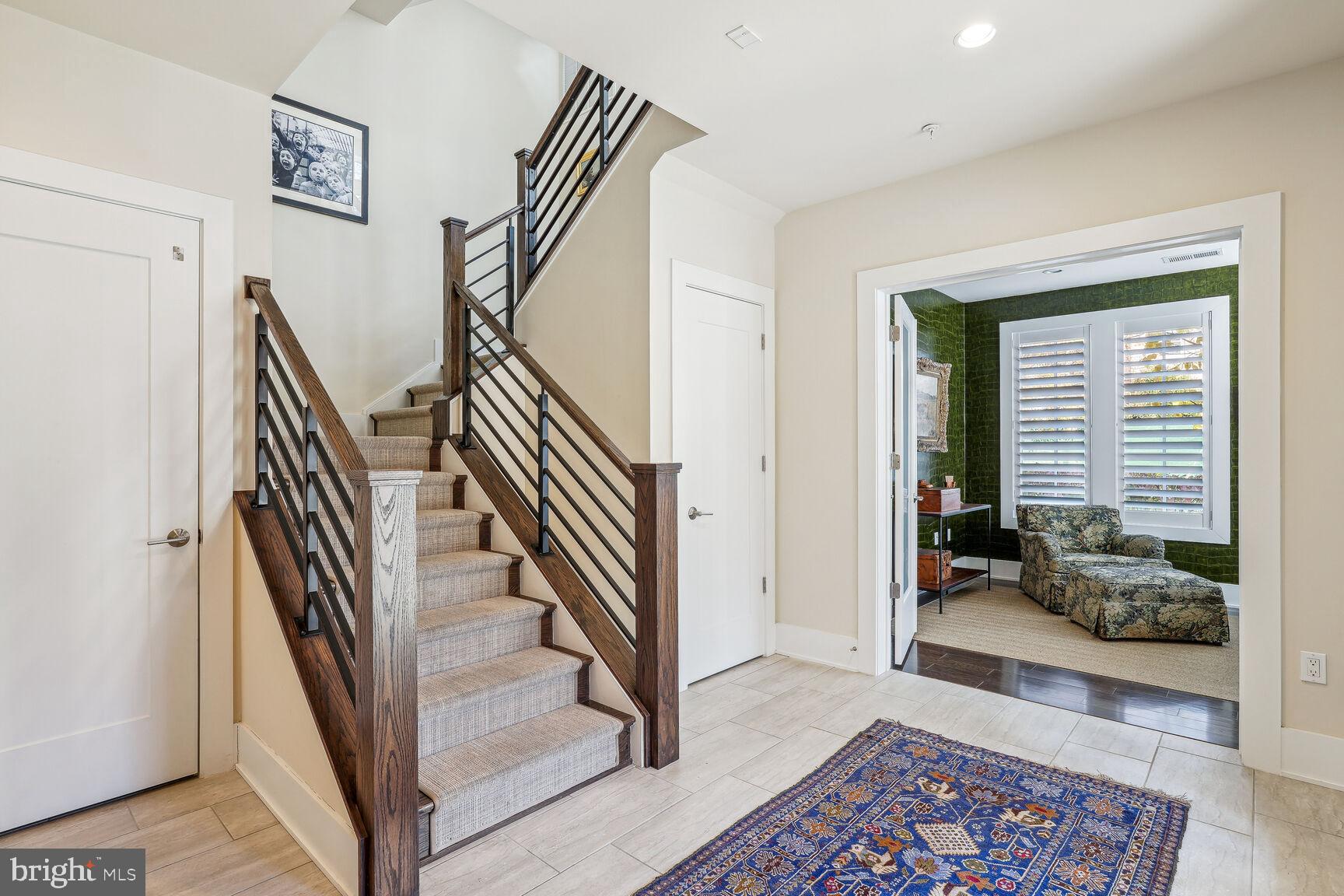 THE BROWNSTONES AT CHEVY CHASE LAKE - Residential