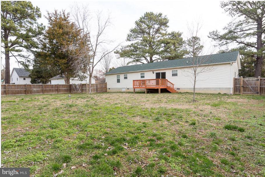 GOLDEN BEACH - Residential