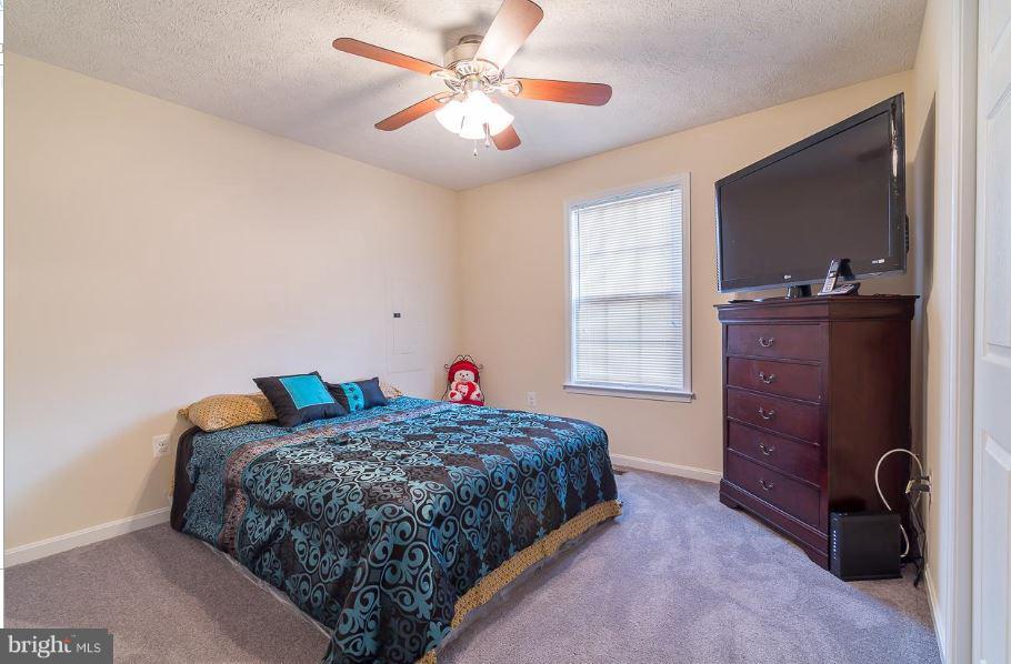 GOLDEN BEACH - Residential