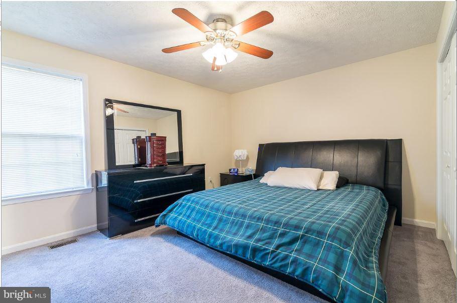 GOLDEN BEACH - Residential