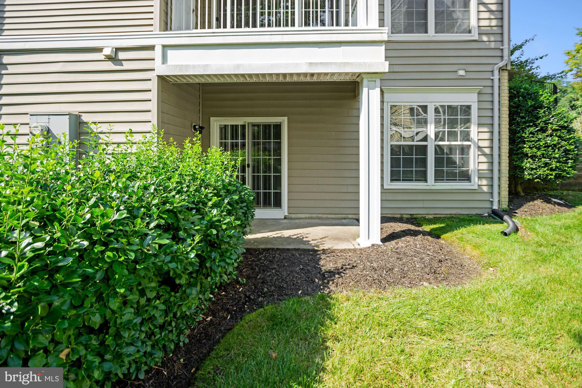HAMPSHIRE HALL CONDO - Residential