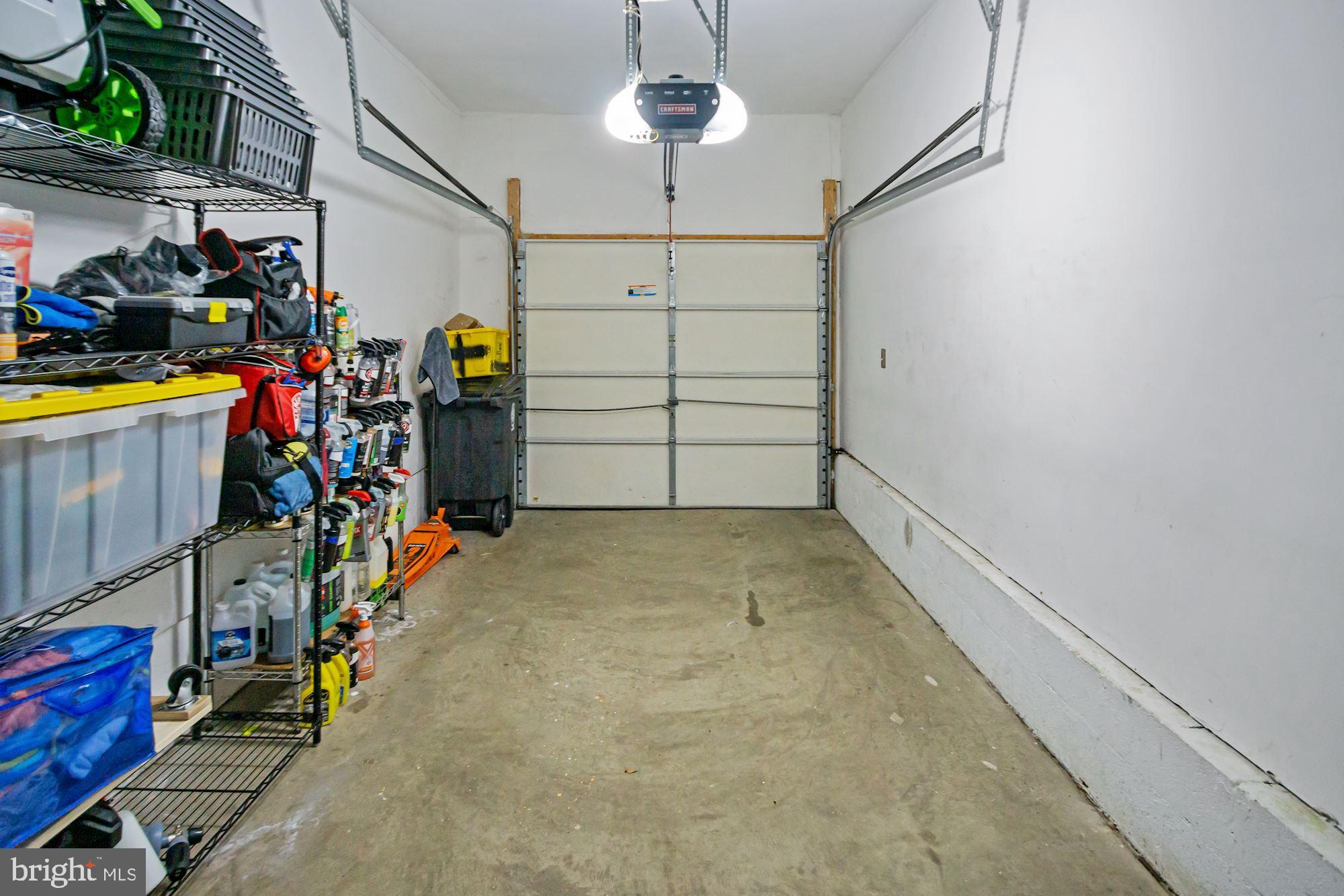 HAMPSHIRE HALL CONDO - Residential