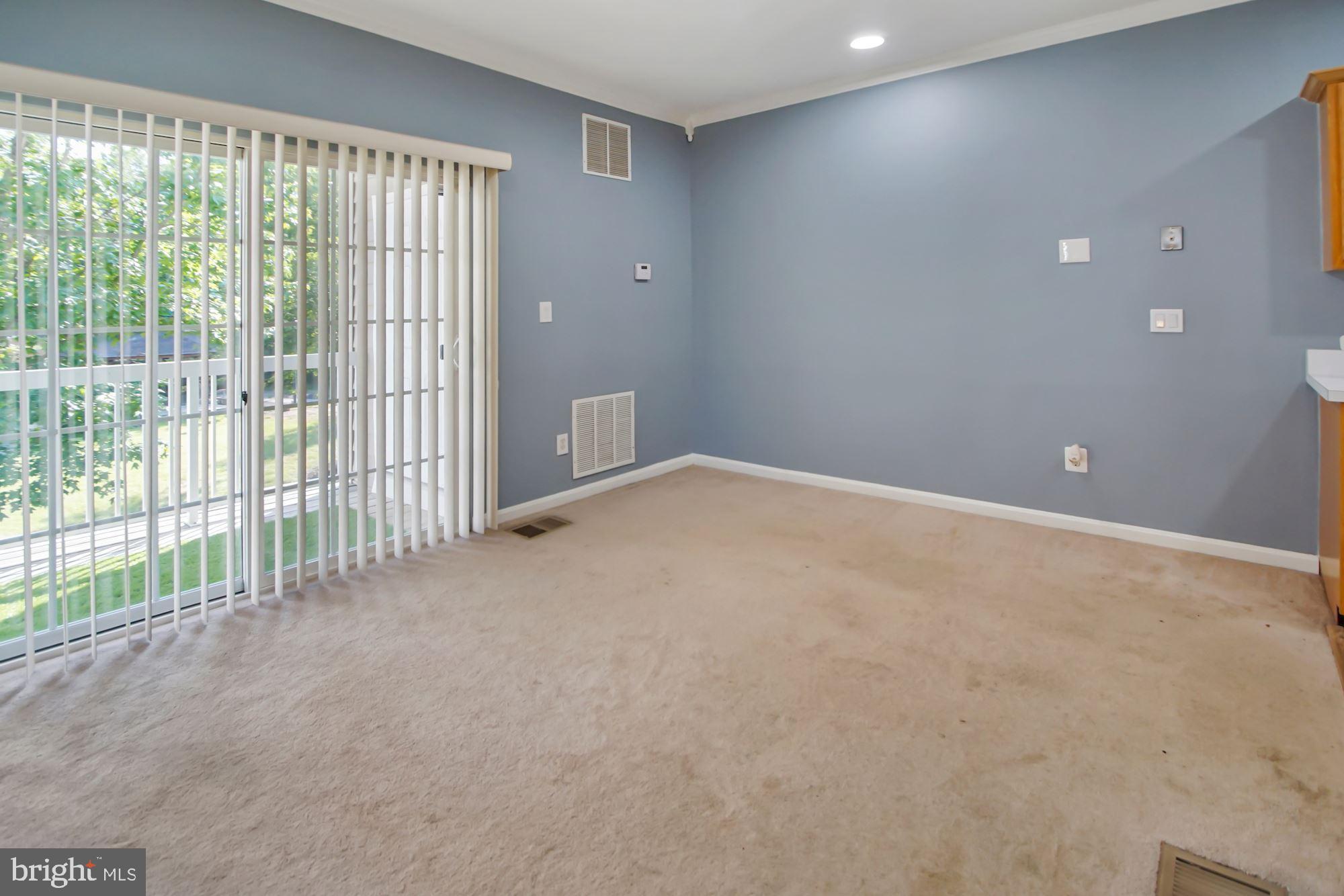 HAMPSHIRE HALL CONDO - Residential