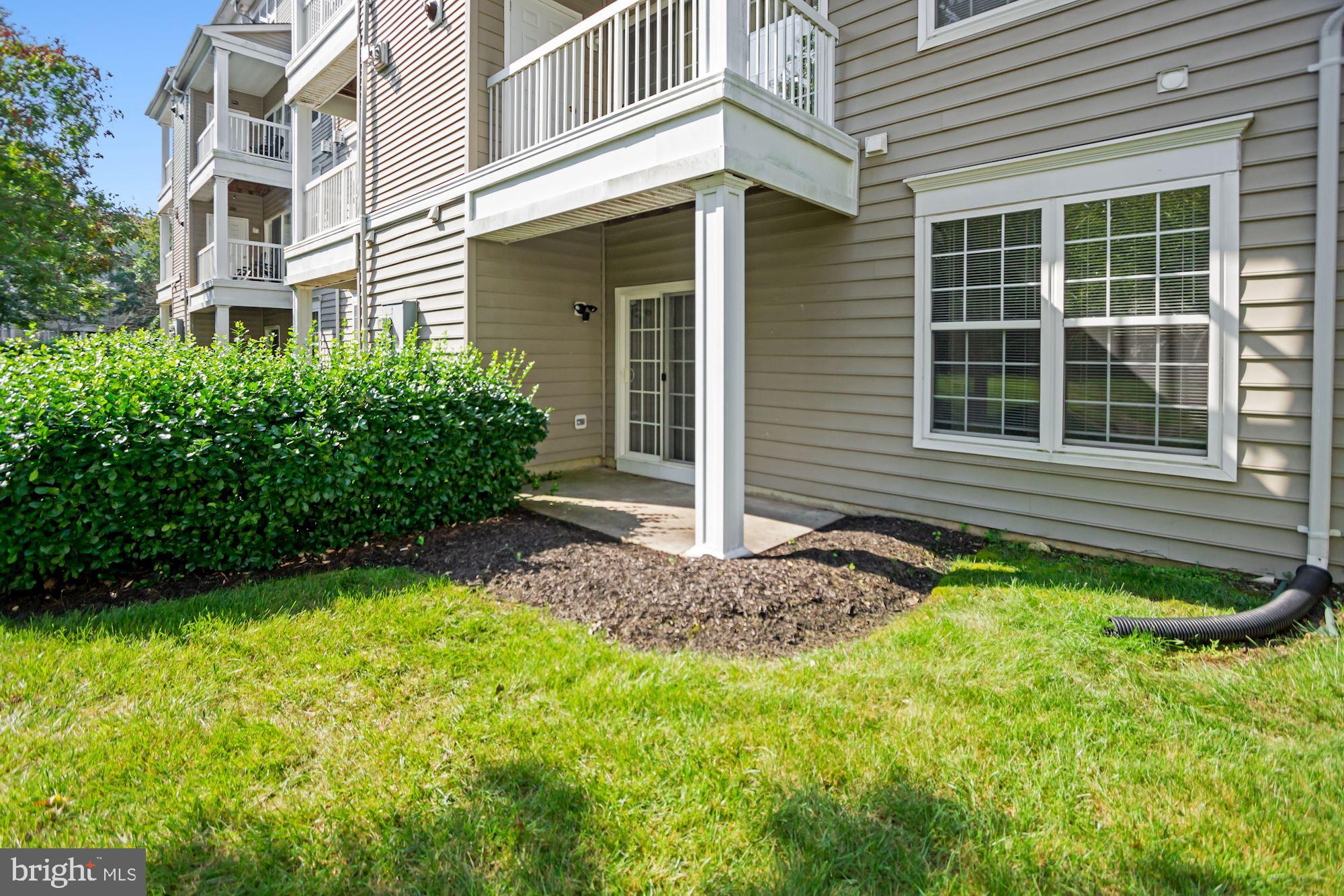 HAMPSHIRE HALL CONDO - Residential