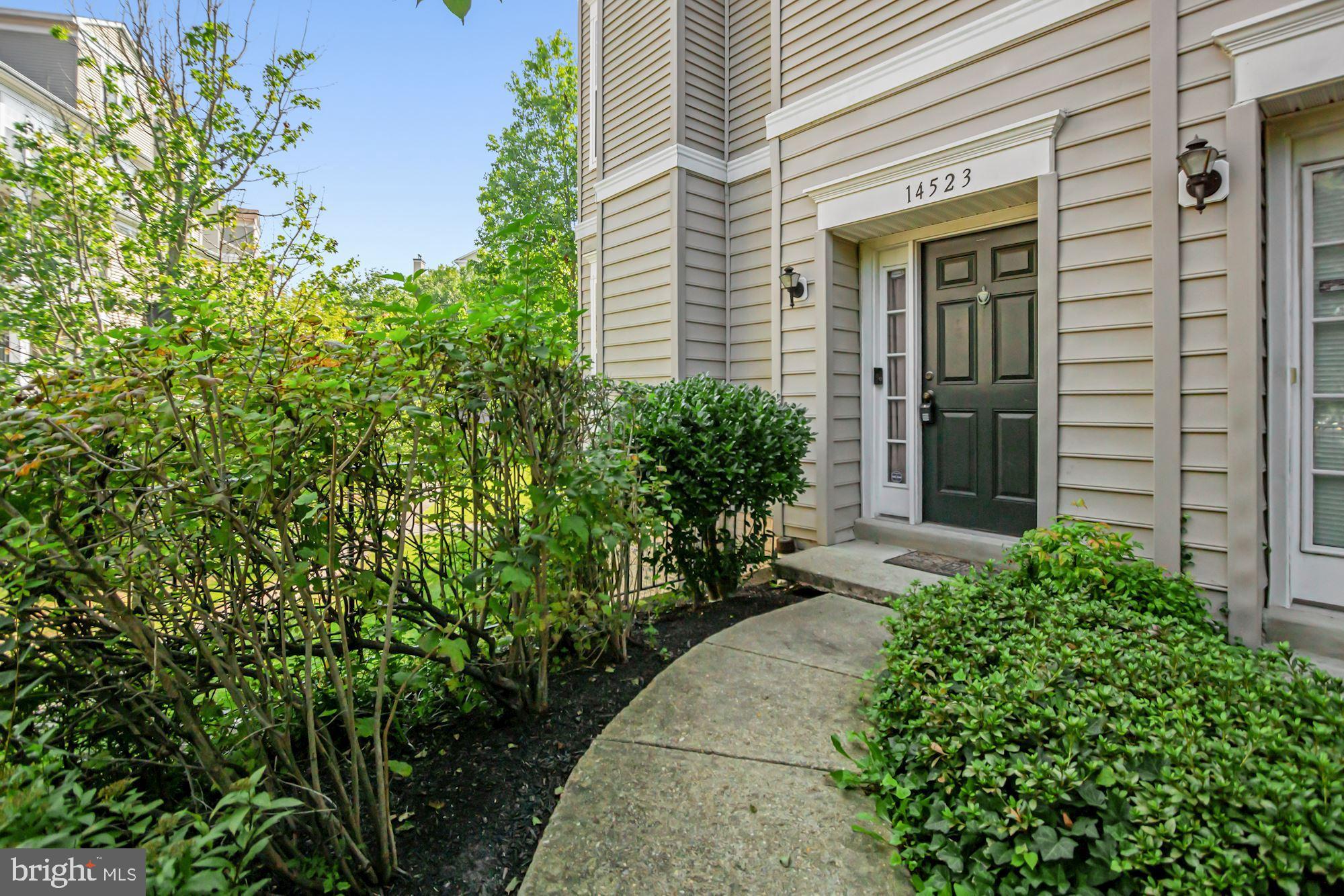 HAMPSHIRE HALL CONDO - Residential