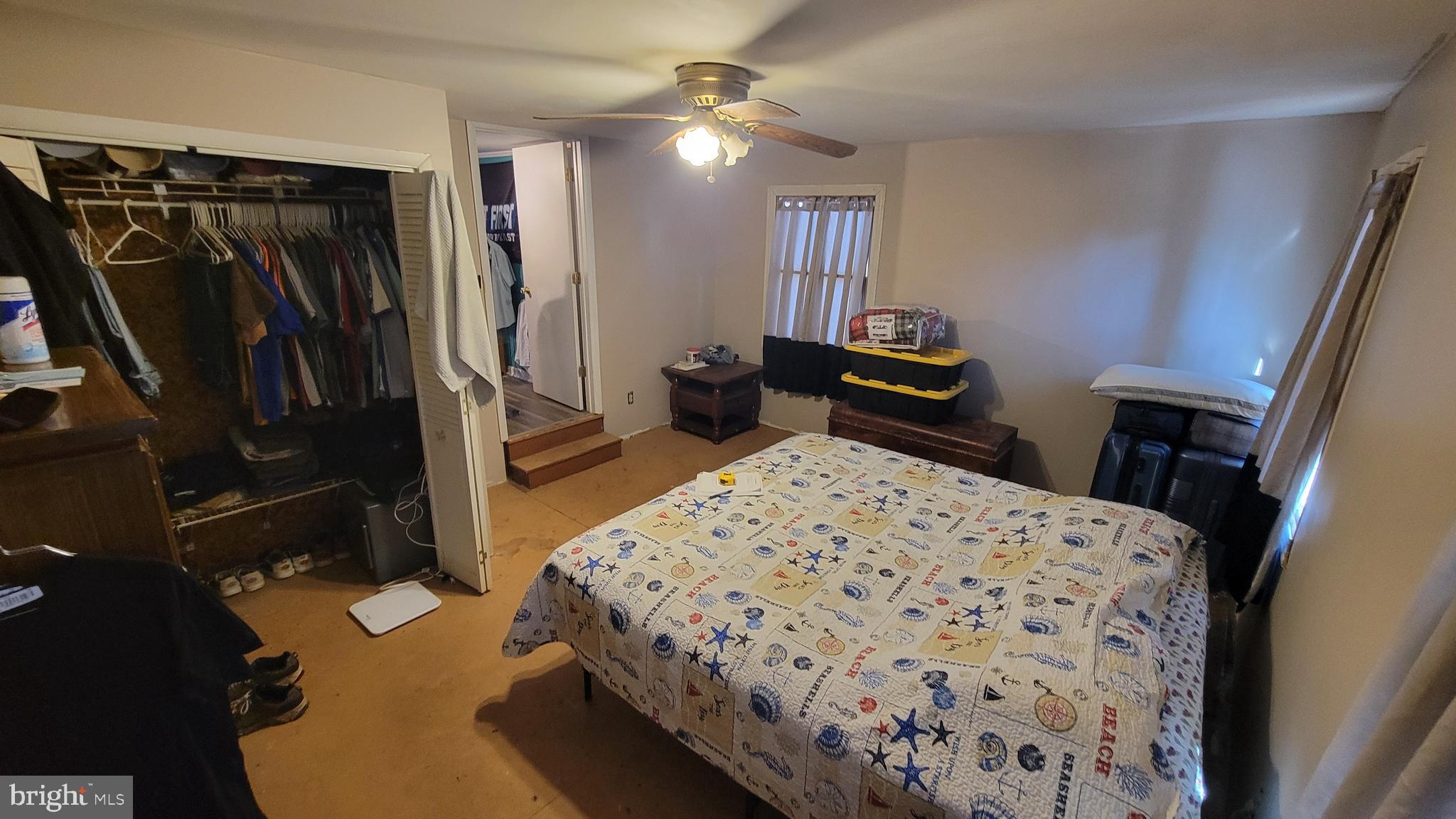 COLUMBIA AVENUE - Residential