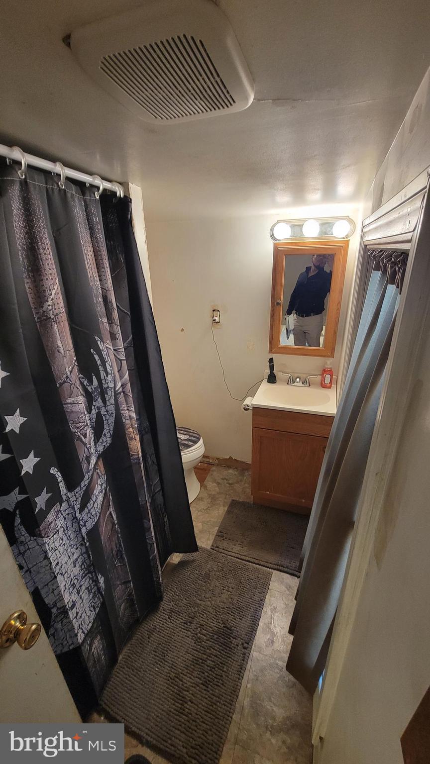 COLUMBIA AVENUE - Residential