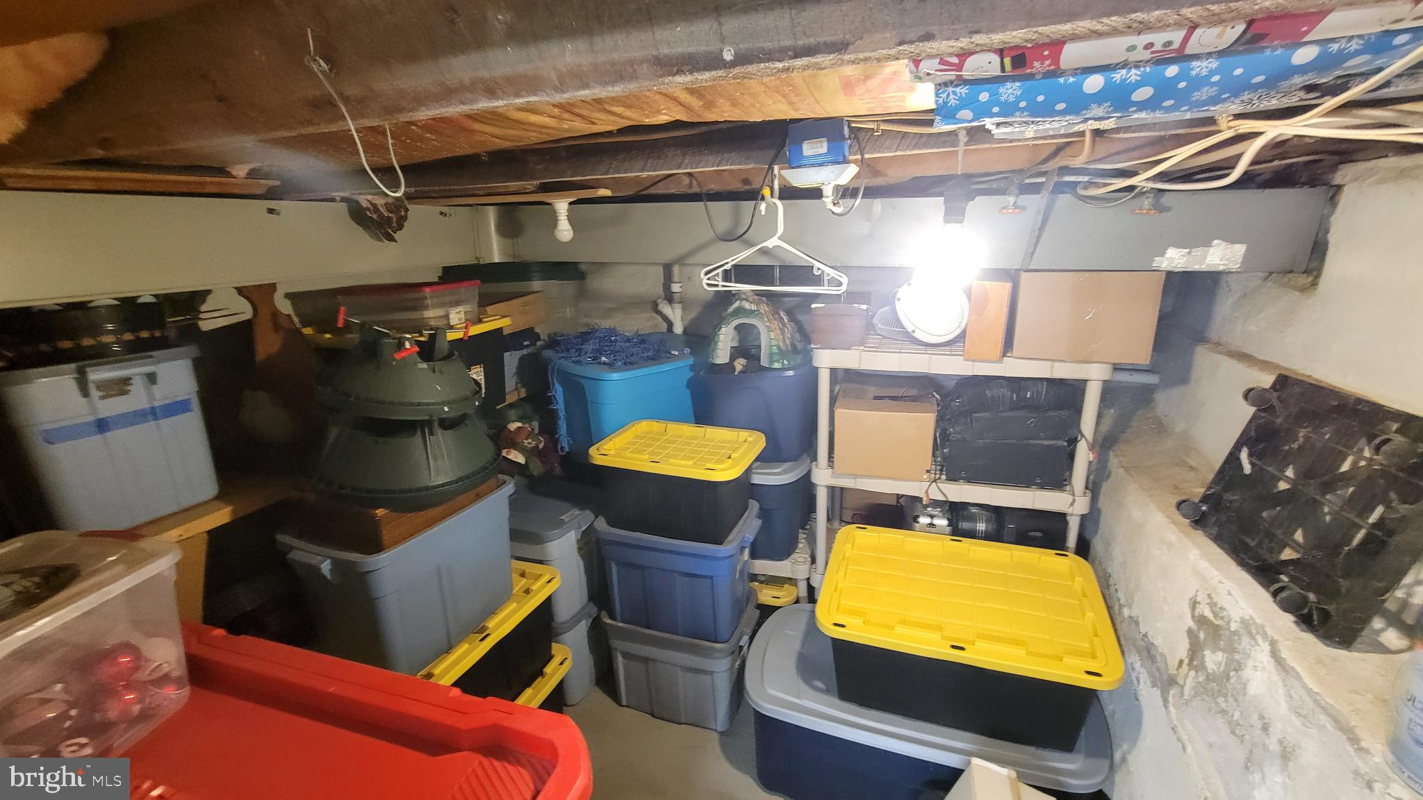 COLUMBIA AVENUE - Residential