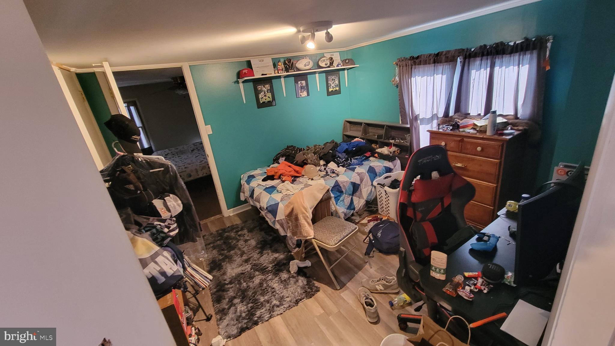 COLUMBIA AVENUE - Residential