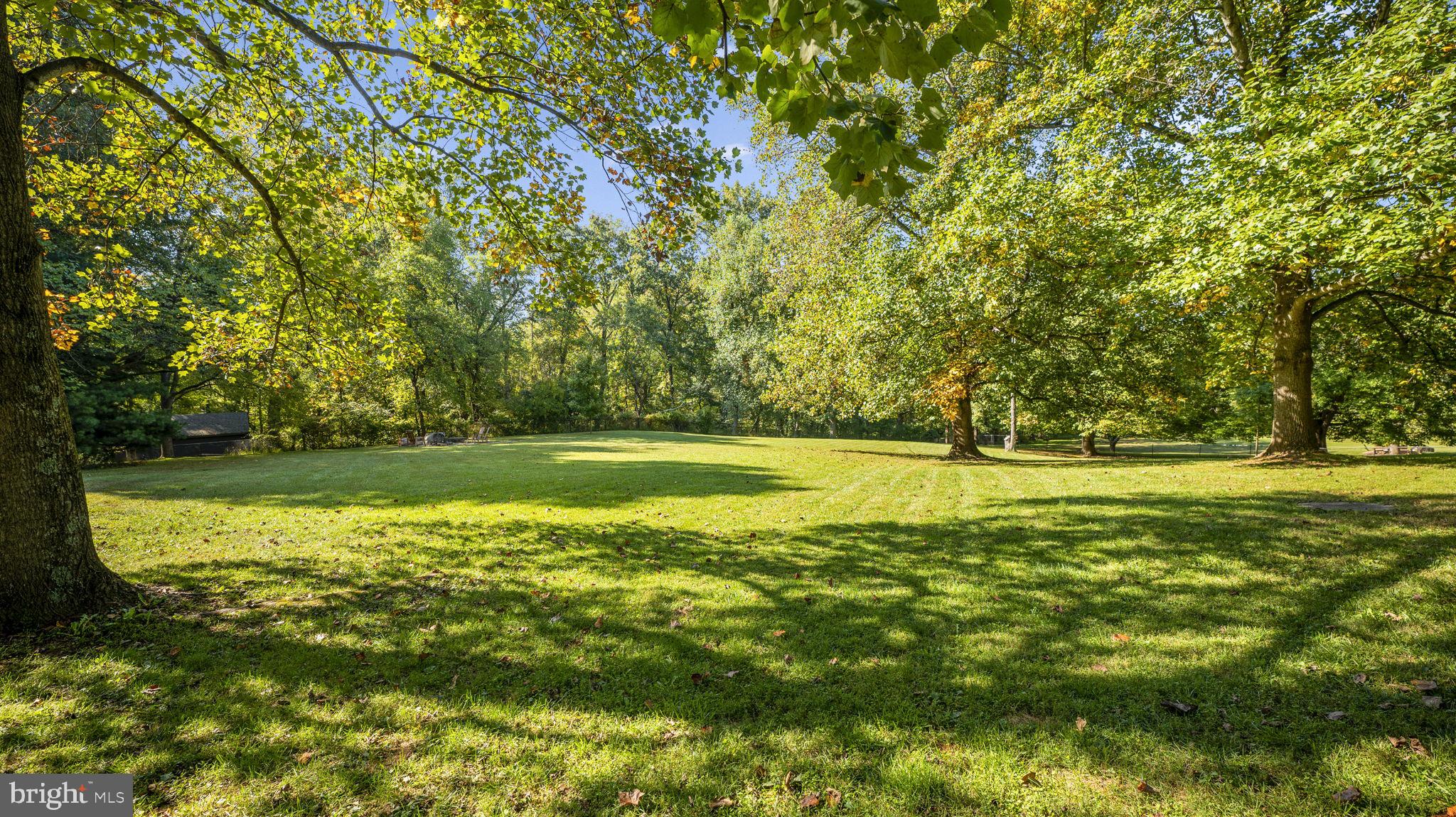 MUNCASTER MANOR - Residential