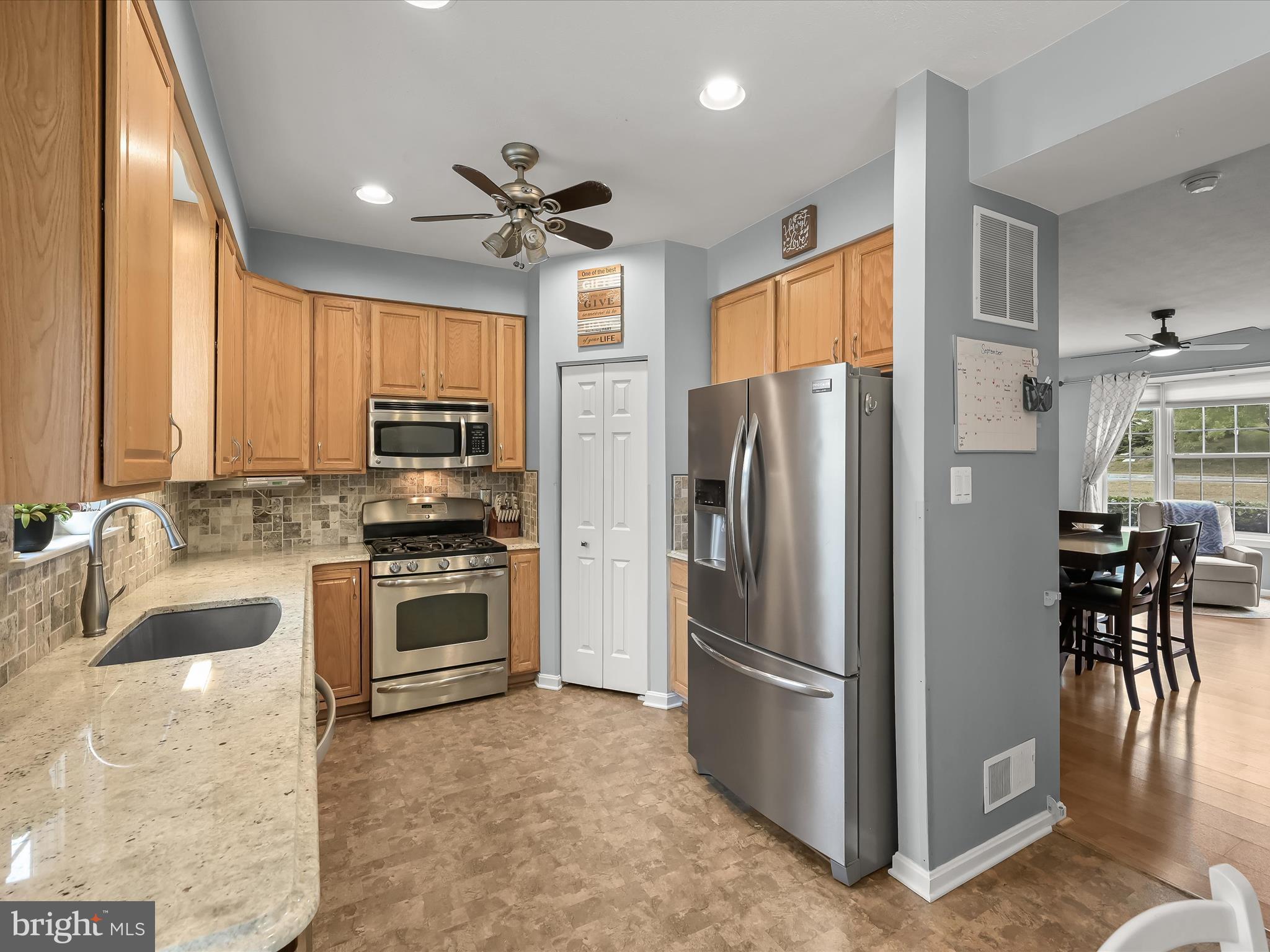 REMVIEW - Residential