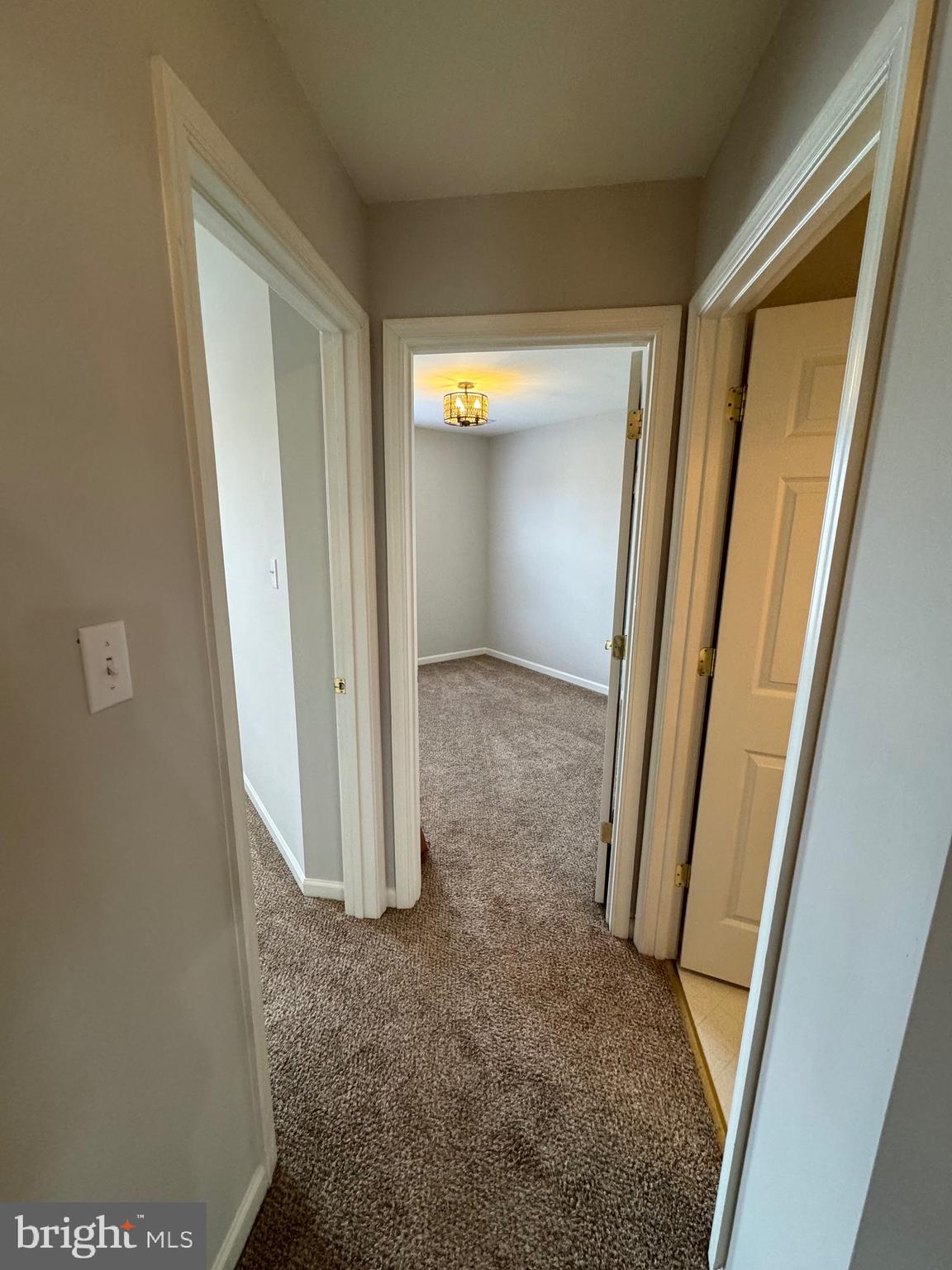 LAUREL RIDGE - Residential