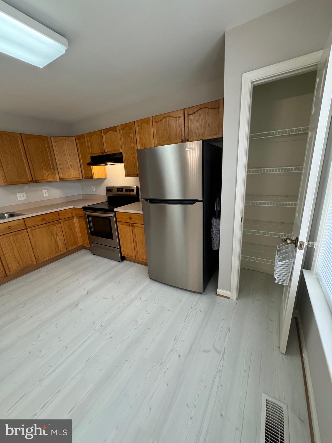 LAUREL RIDGE - Residential