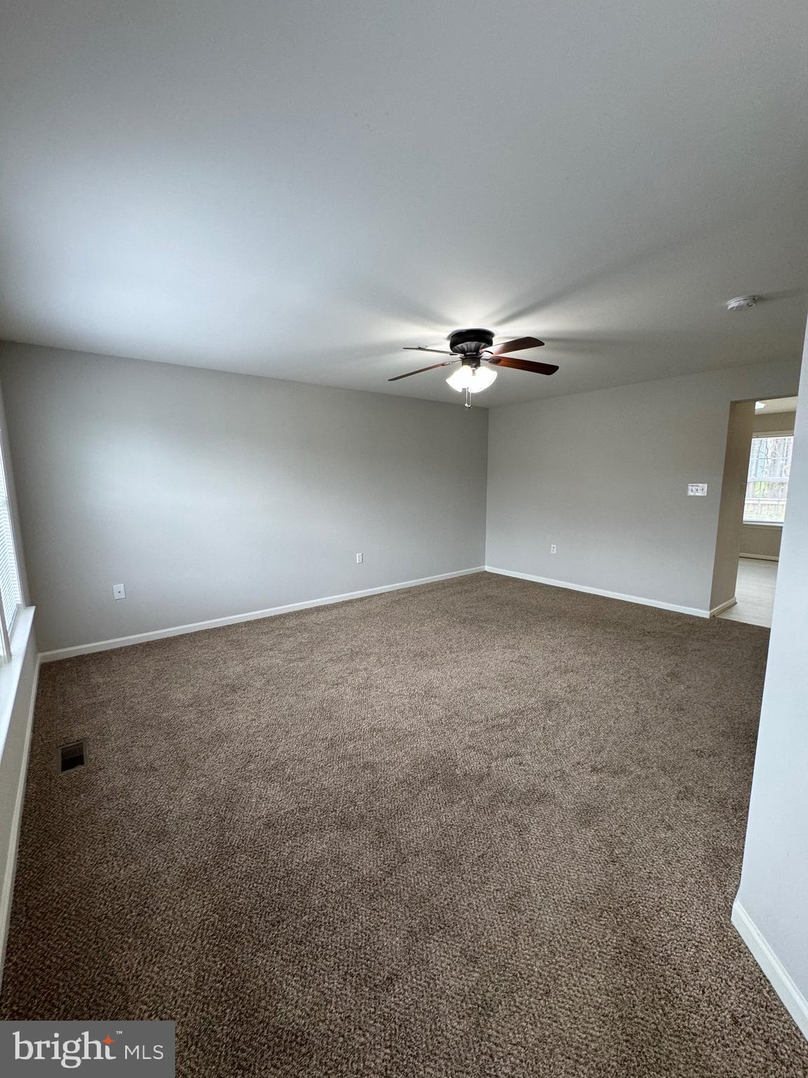 LAUREL RIDGE - Residential