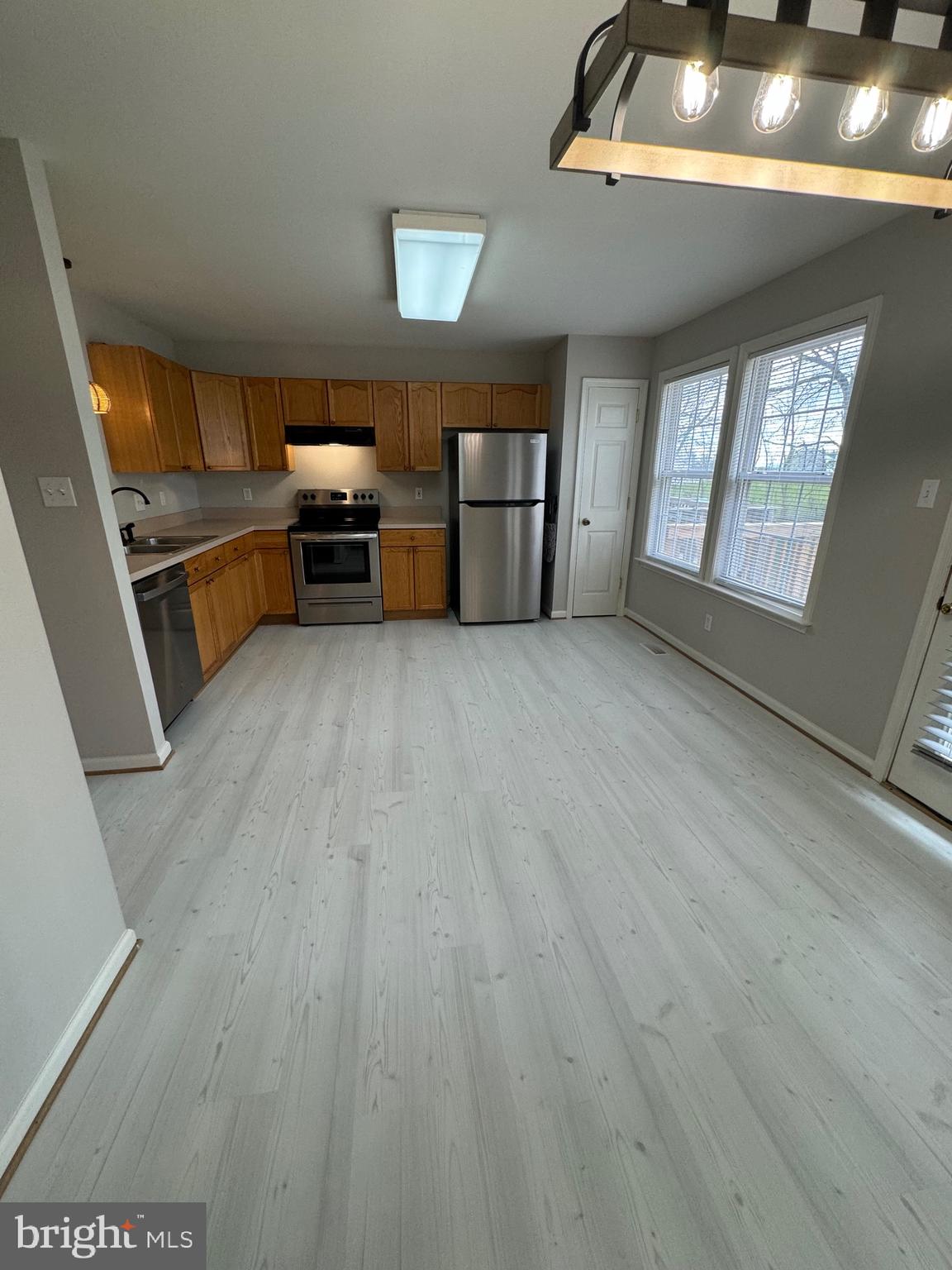 LAUREL RIDGE - Residential