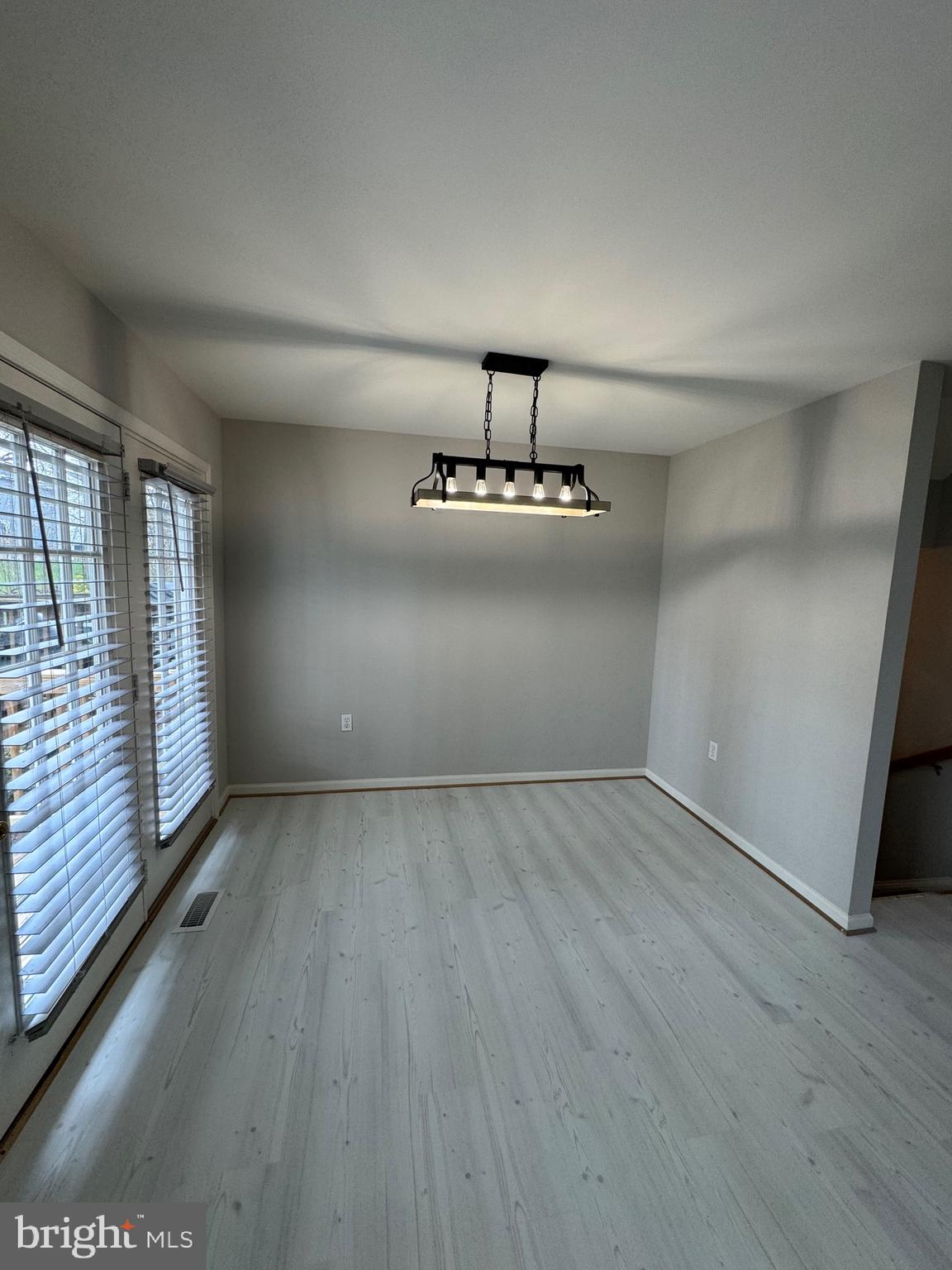 LAUREL RIDGE - Residential