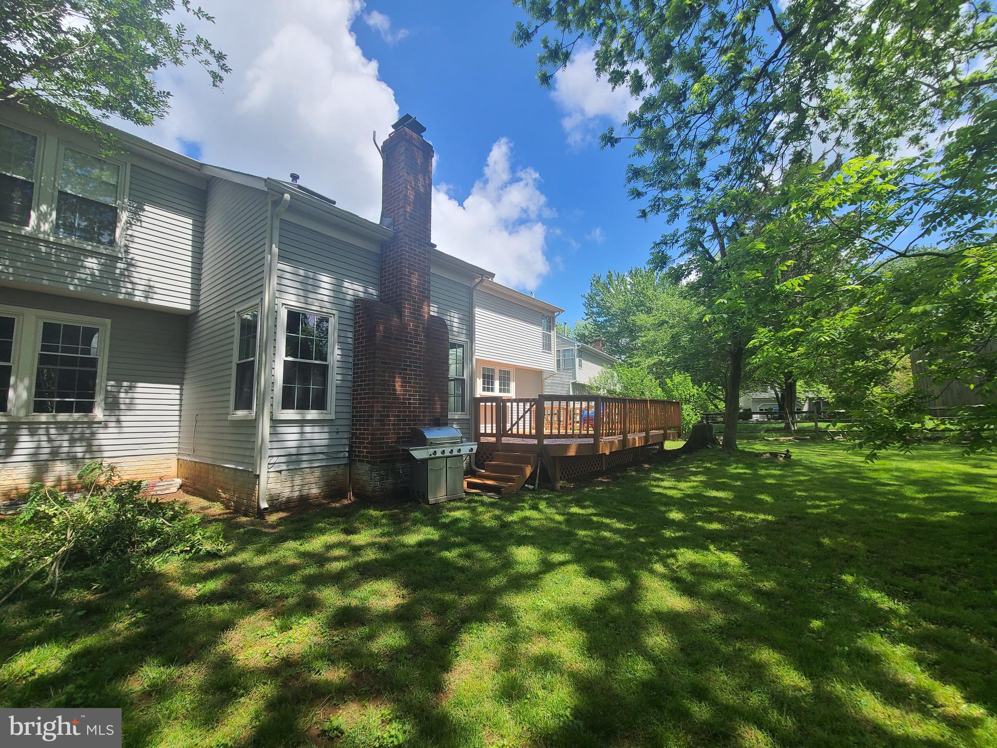 303 SAYBROOKE VIEW DRIVE