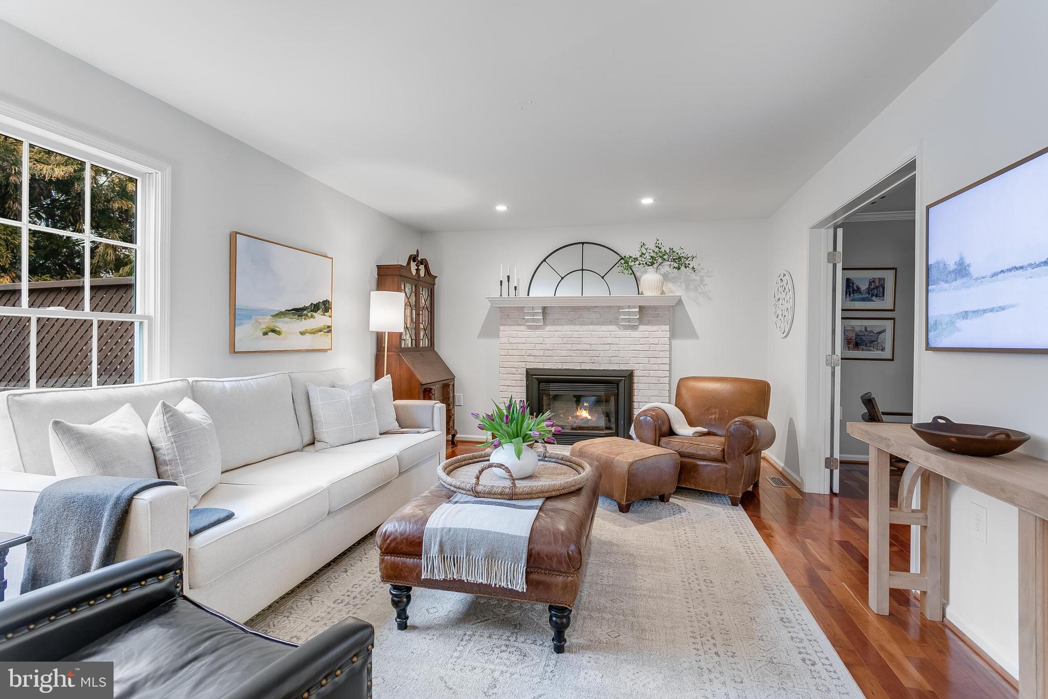 WOODLEA MANOR - Residential