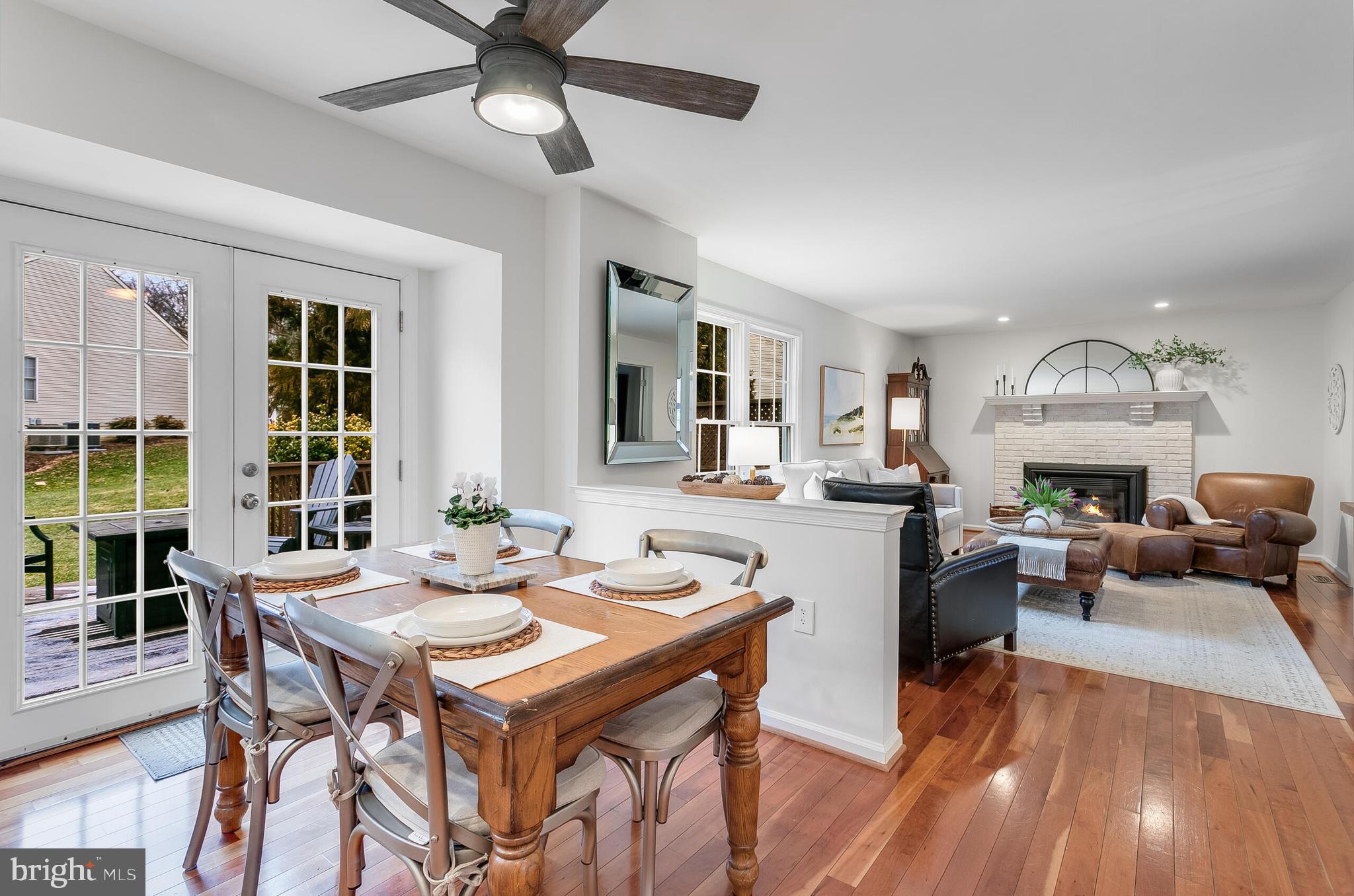 WOODLEA MANOR - Residential