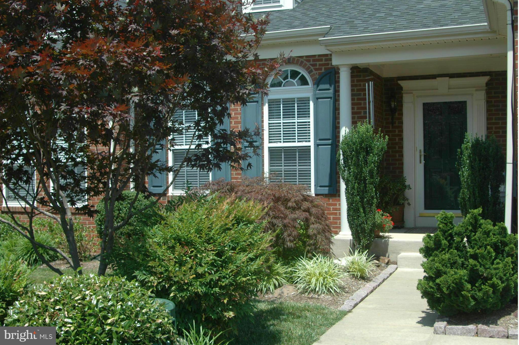 VILLAS AT THE RIDGES - Residential