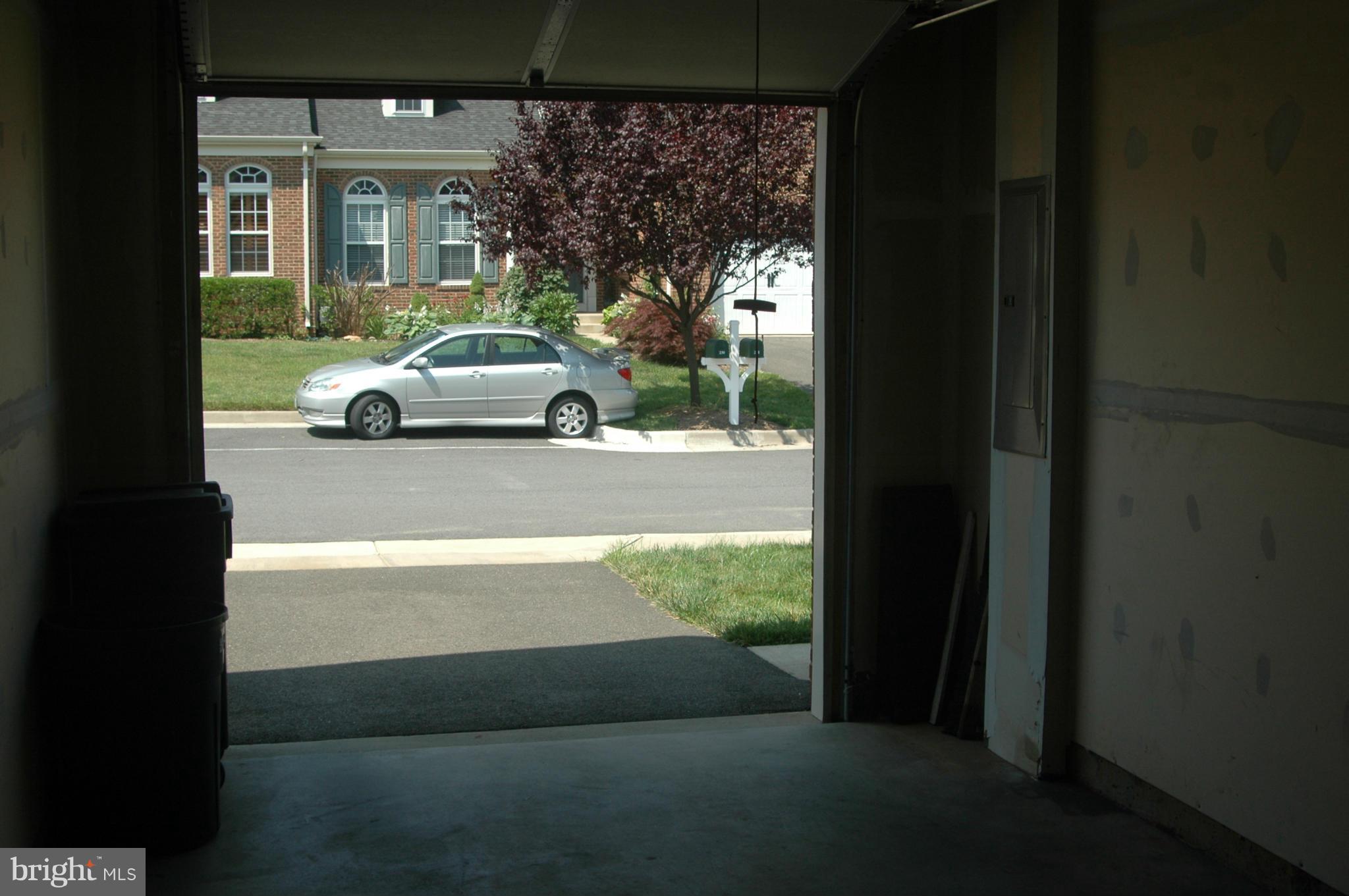 VILLAS AT THE RIDGES - Residential