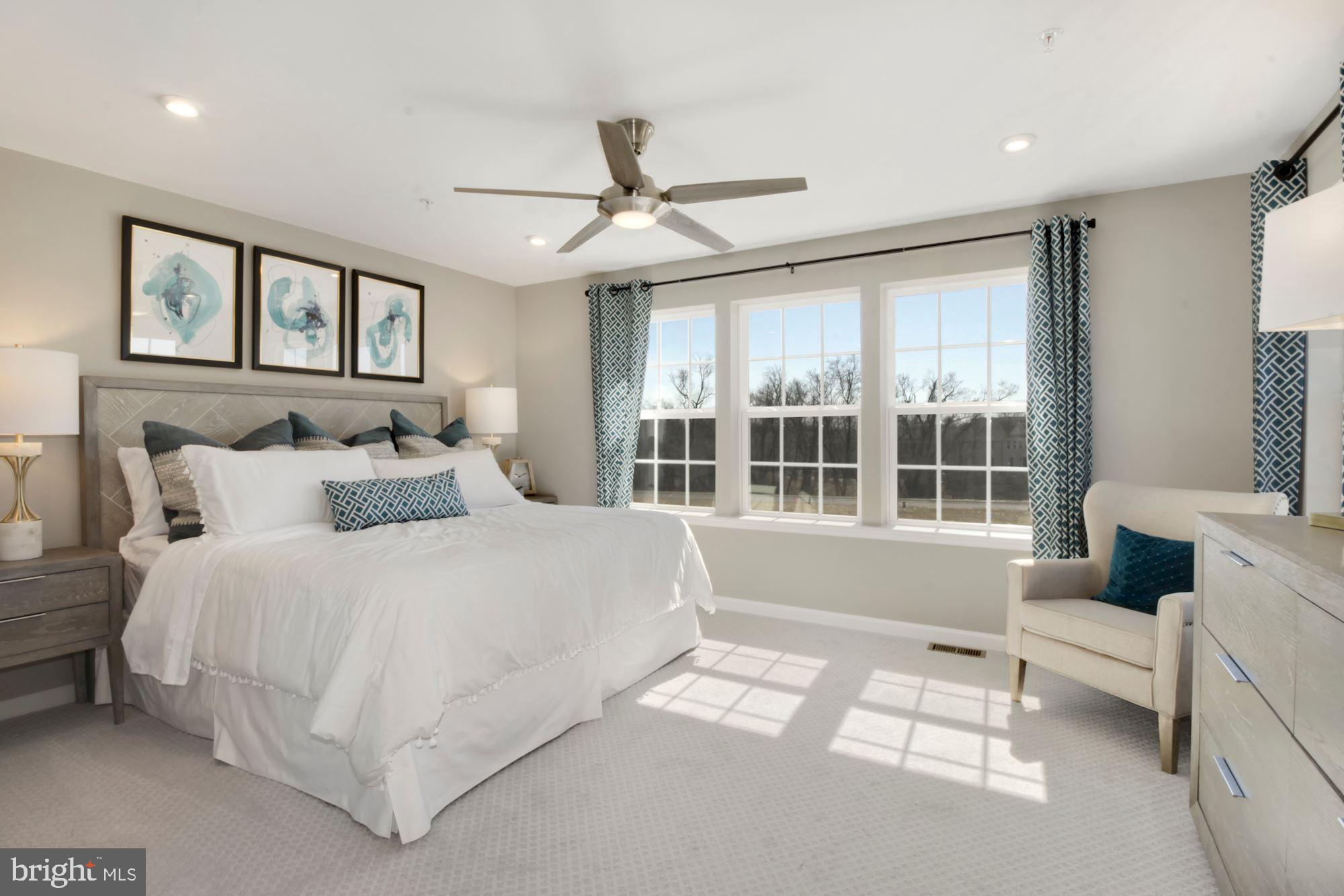 PADDOCK POINTE - Residential