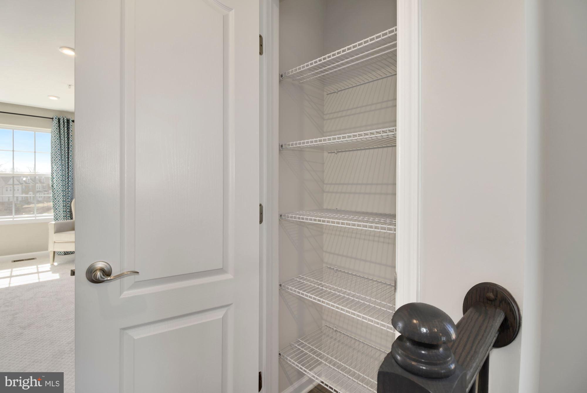 PADDOCK POINTE - Residential