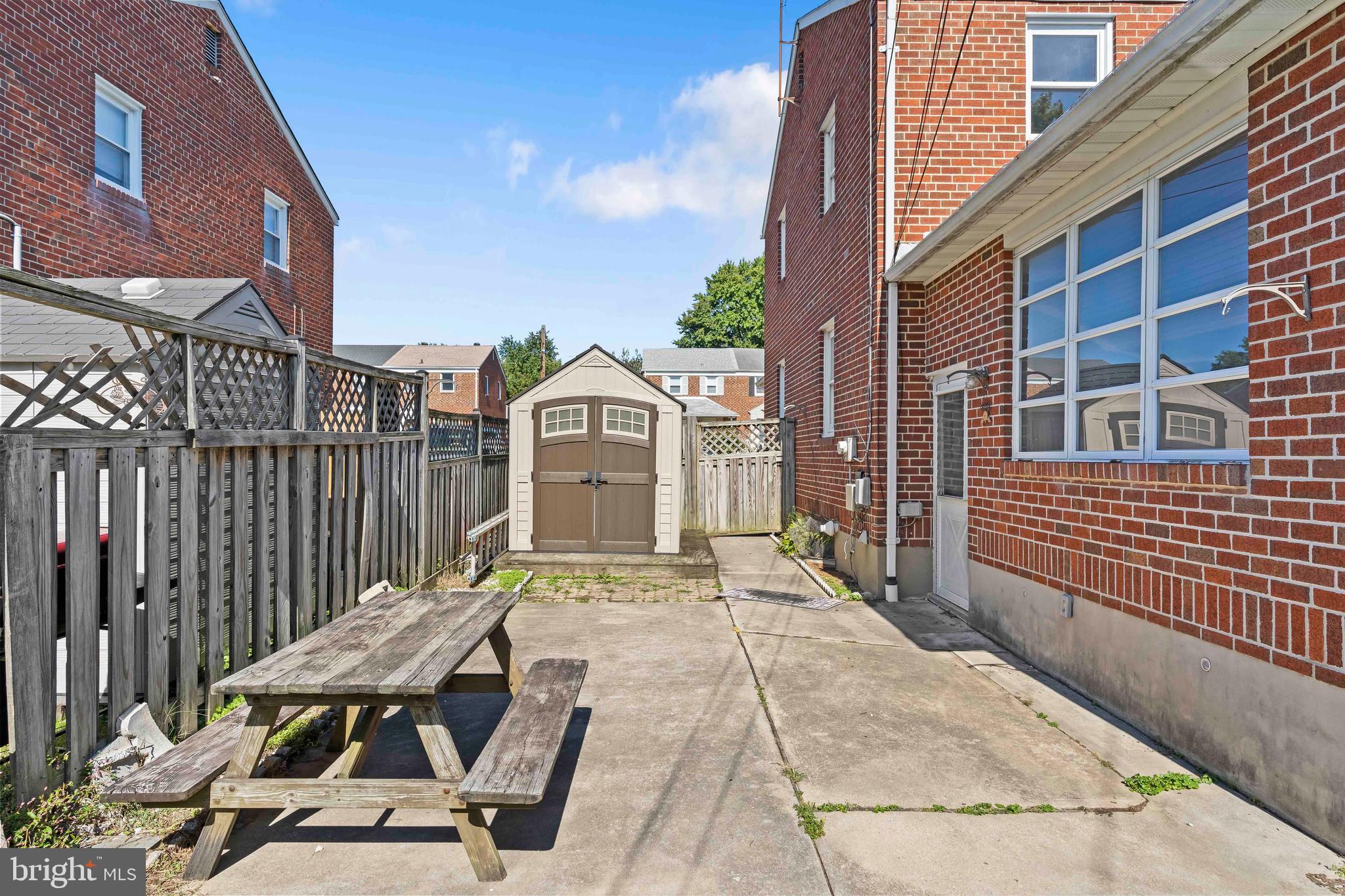 OVERLEA - Residential